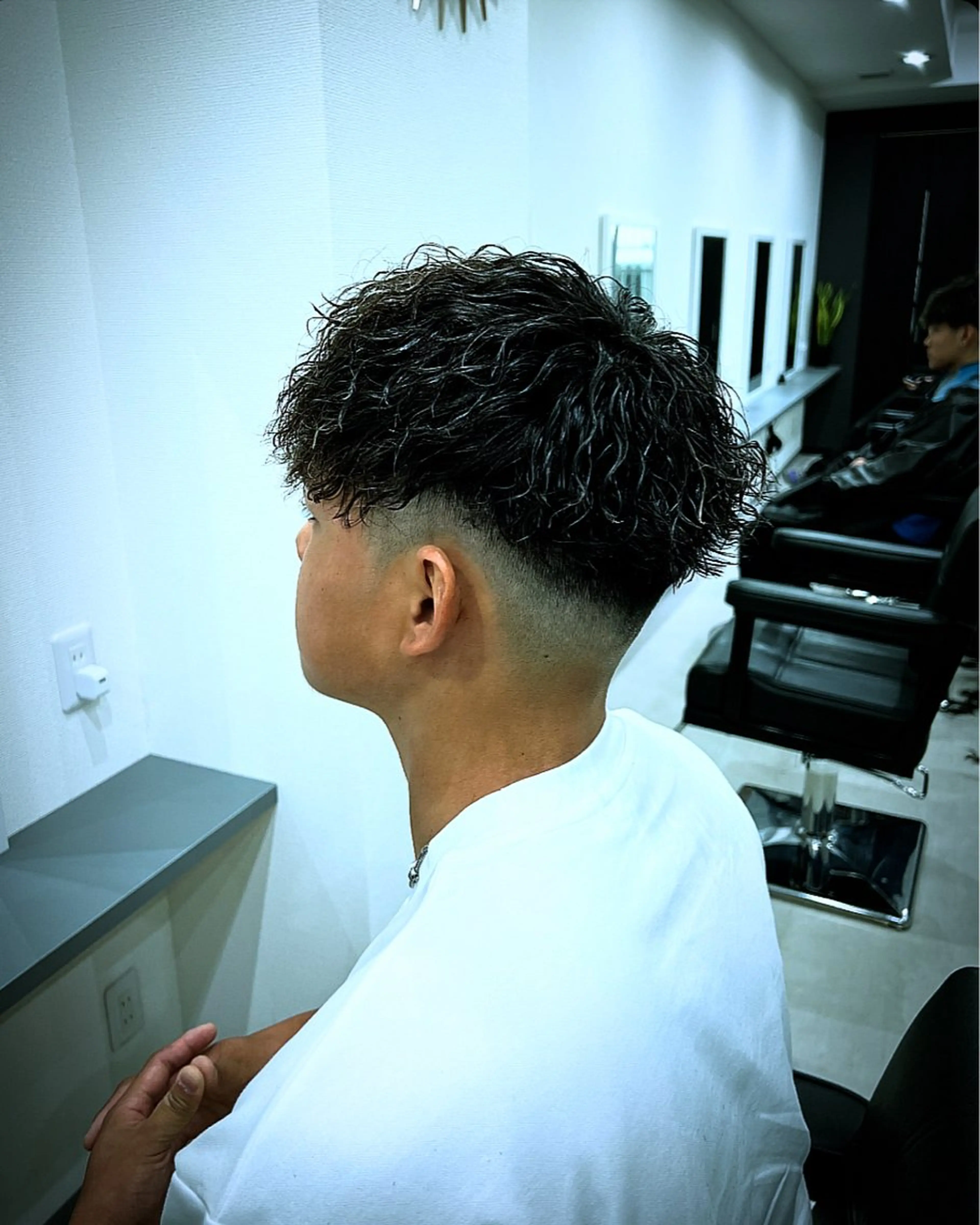 ショート パーマ メンズ 渡邉 勇樹のヘアスタイル