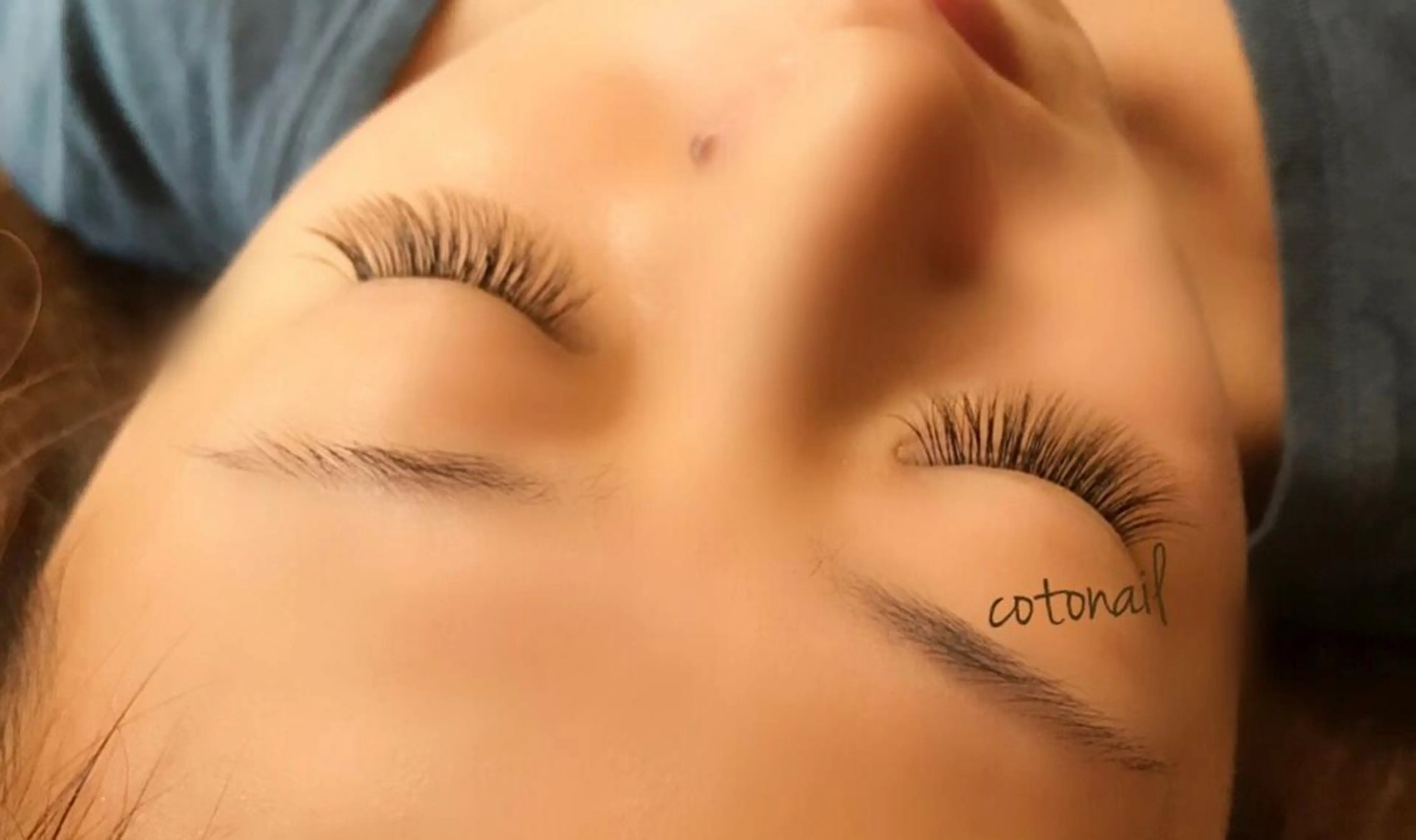 マツエク・マツパ 付け放題 ボリュームラッシュ ツメトマツゲ .のネイルデザイン