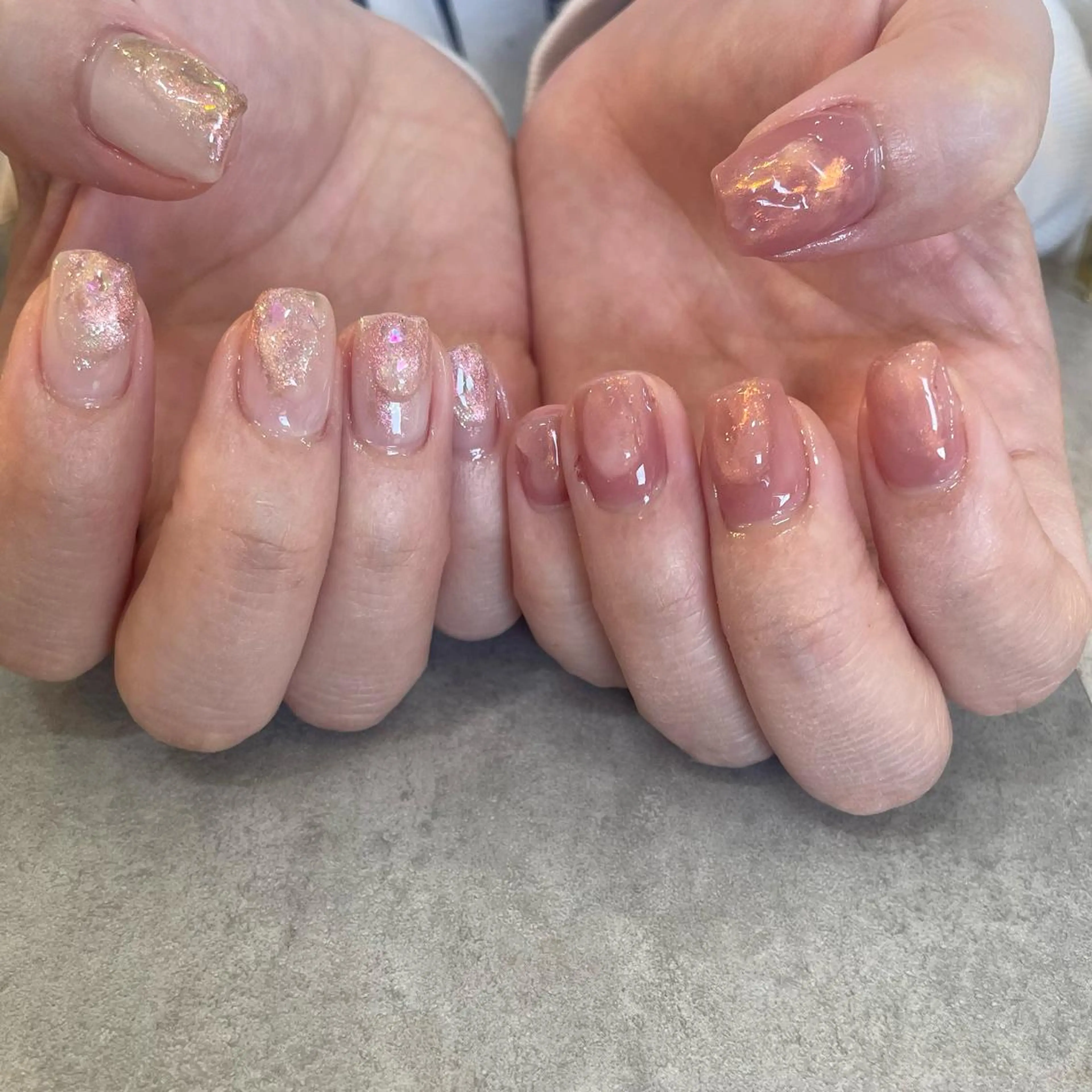 ネイル オーロラネイル 春ネイル Nail Salon Gummi.のネイルデザイン