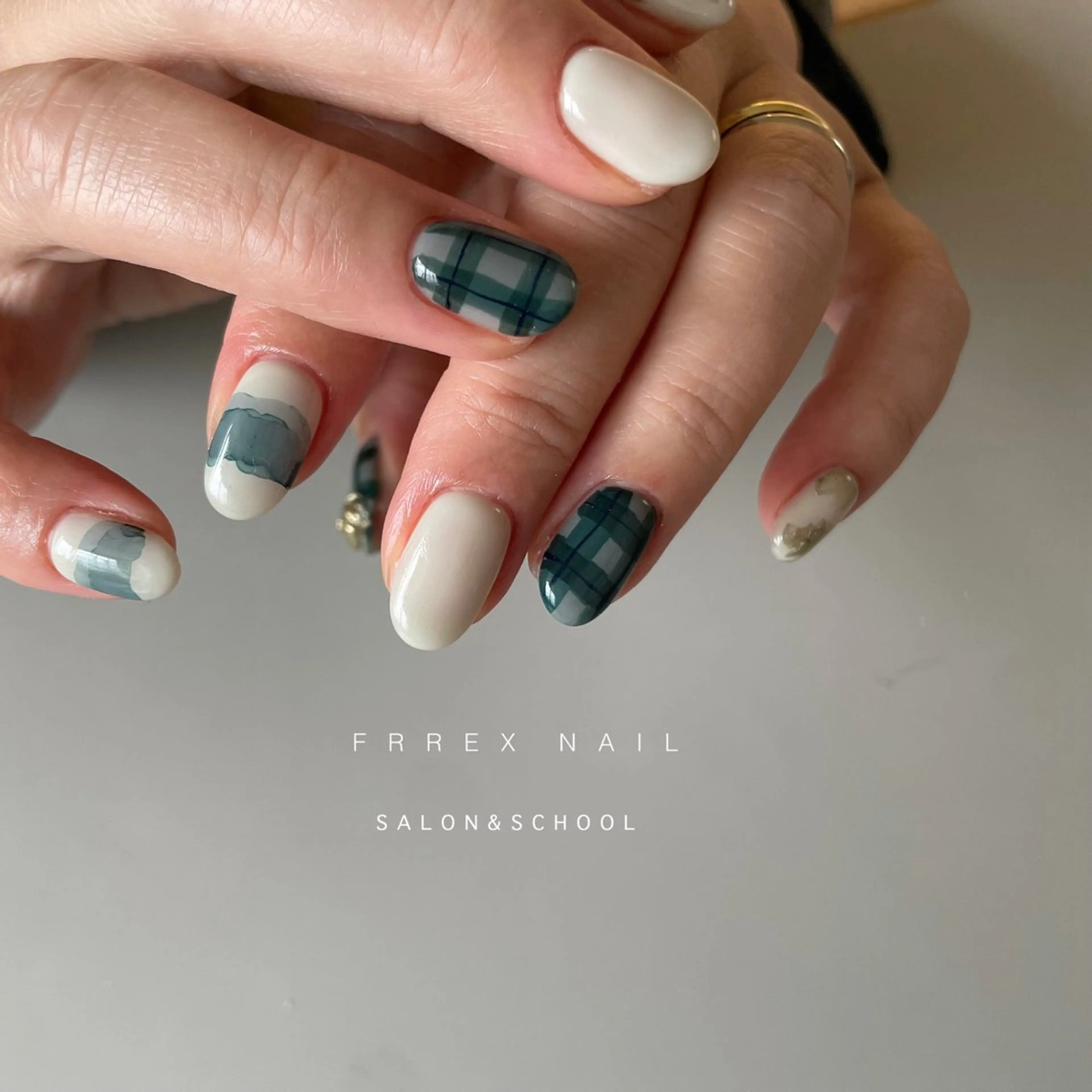 ネイル ハンドネイル ハンドケア freex nail /ニュアンス/個性派のネイルデザイン