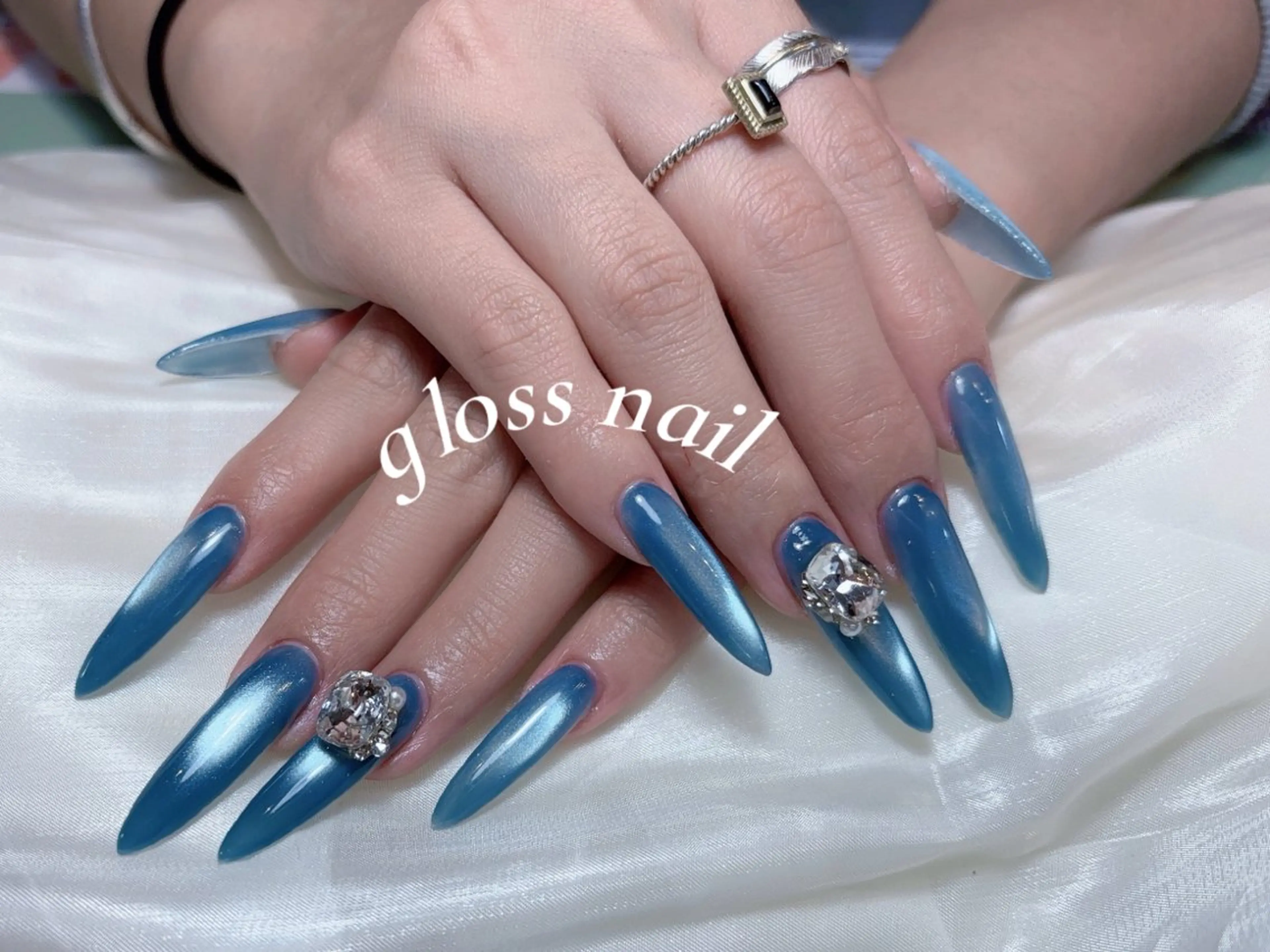 ネイル テンニン💞 gloss nailのネイルデザイン