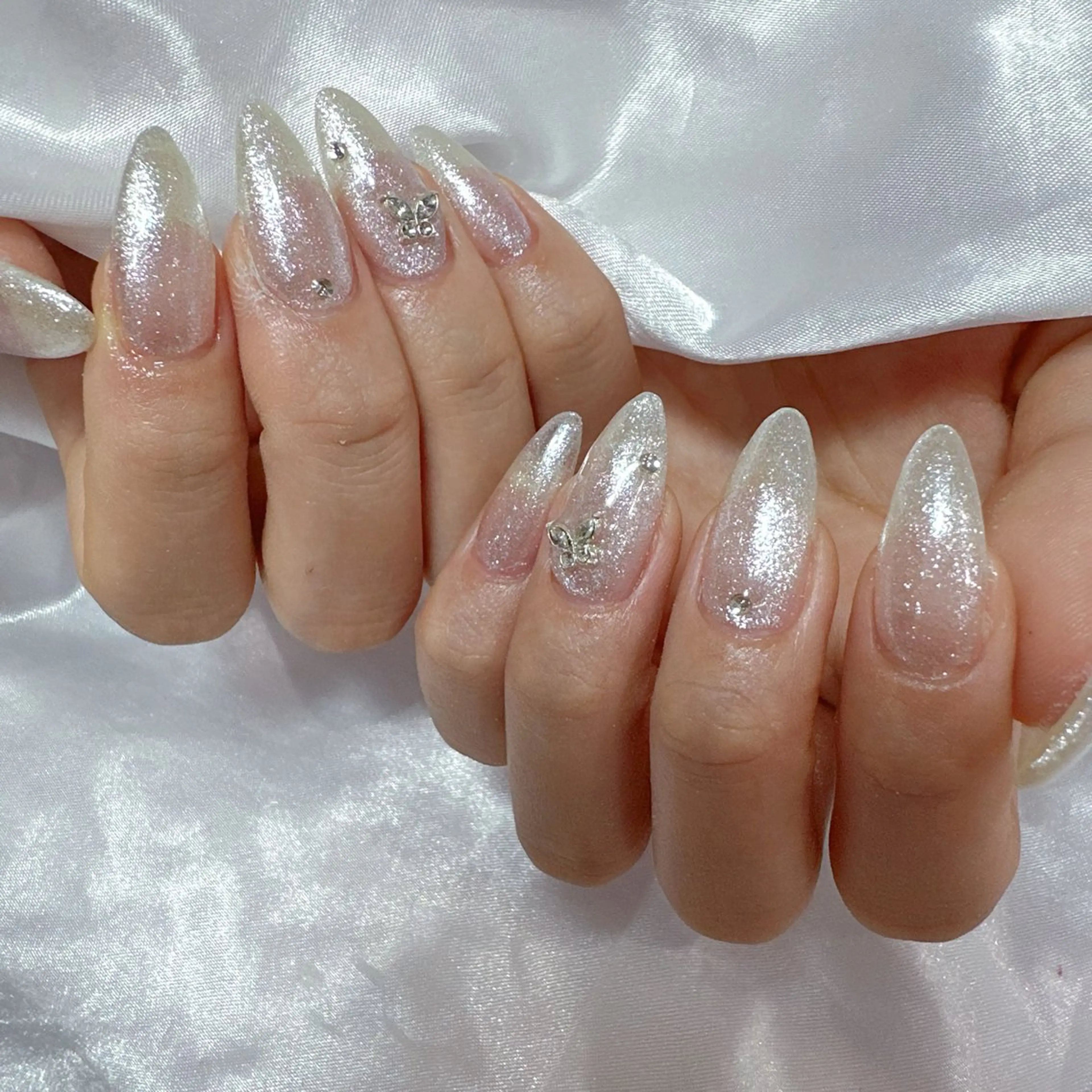 ネイル アートネイル フラッシュネイル フレンチネイル ジェルネイル ガラスフレンチ ハンドネイル You&Me Miyuのネイルデザイン