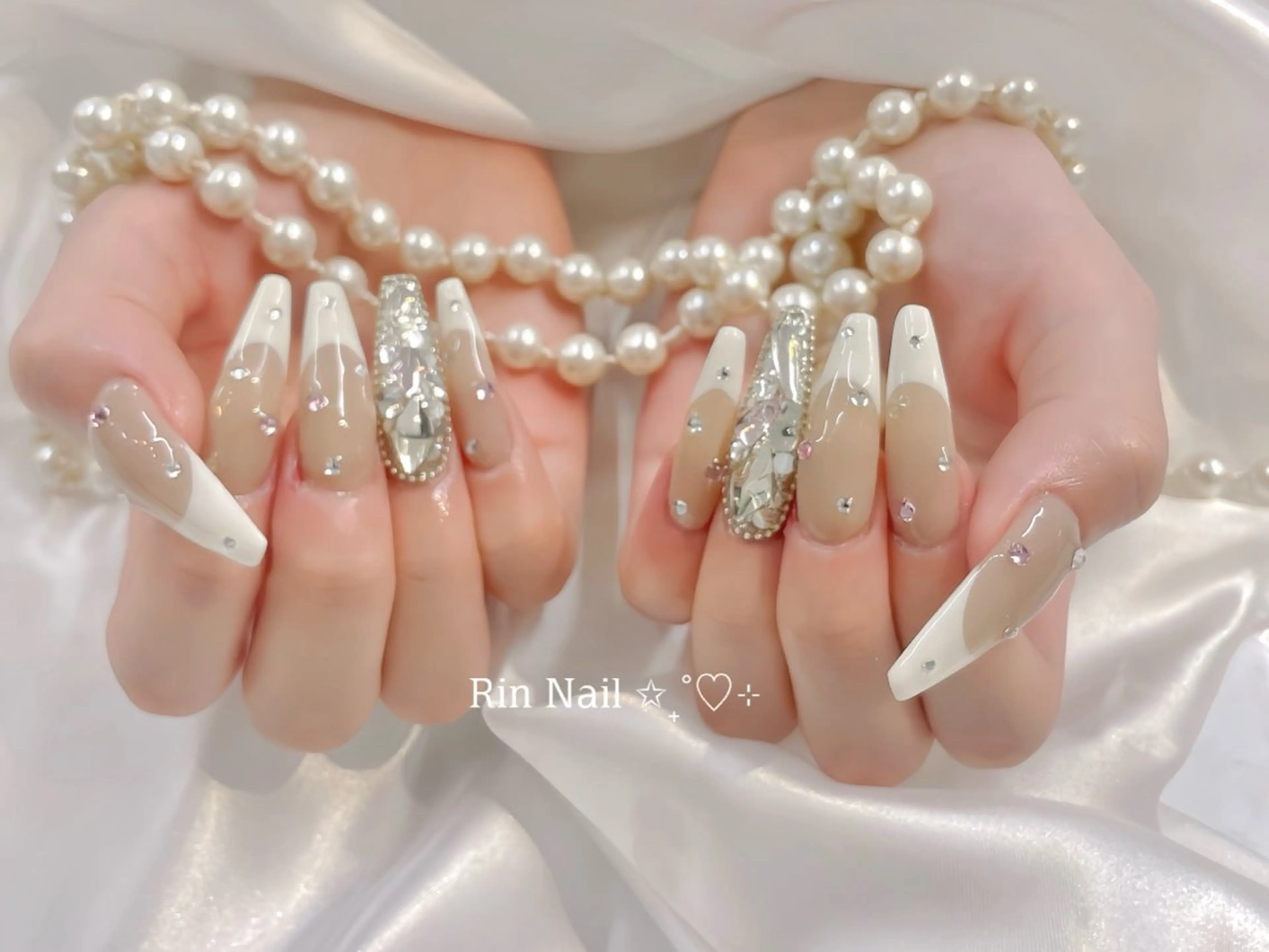 ネイル アートネイル オーロラネイル カジュアル クリアネイル 長さ出し ハンドネイル Rin Nail 新大久保店のネイルデザイン