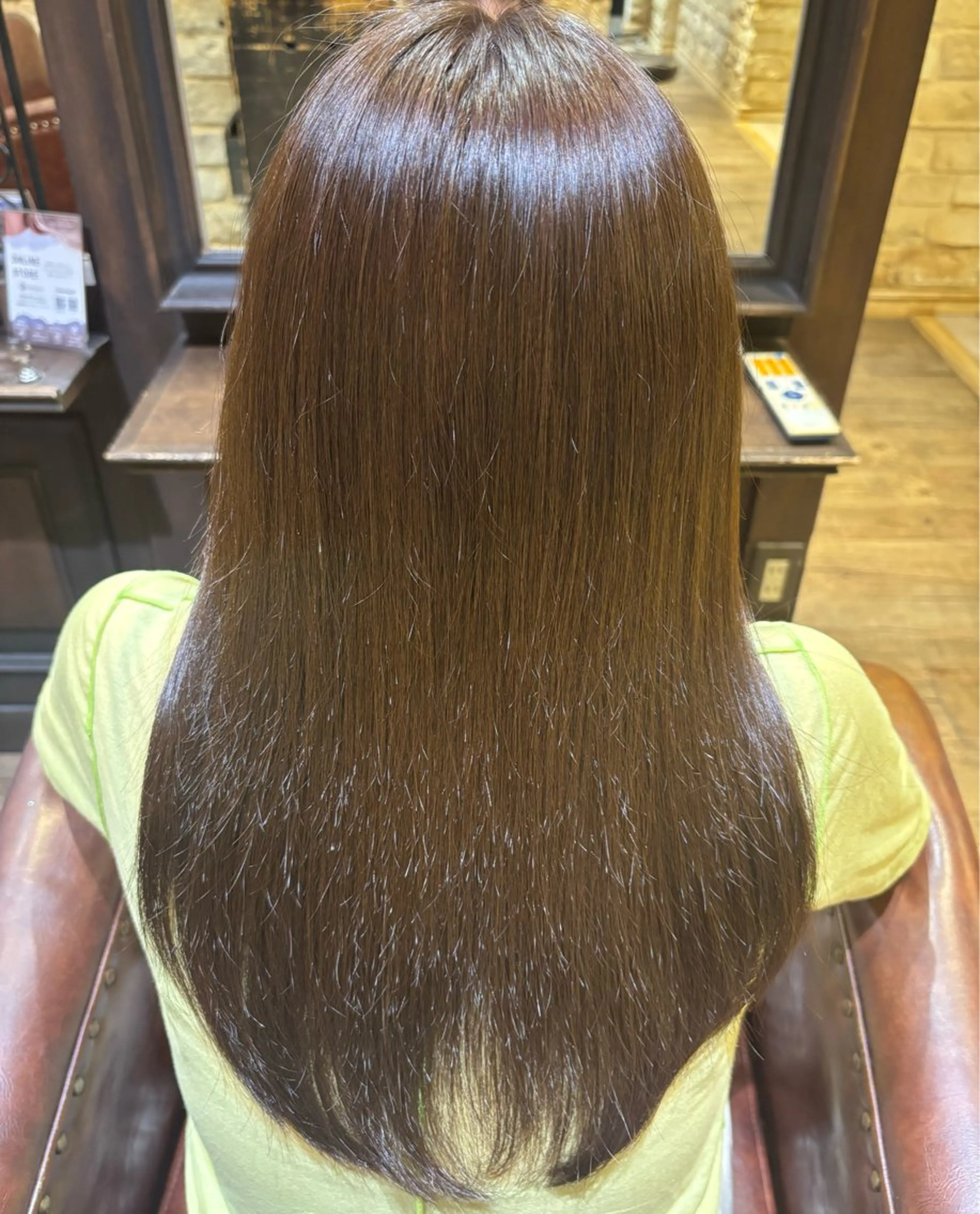 カラー ヘアカラー 伊藤 綾音のヘアスタイル
