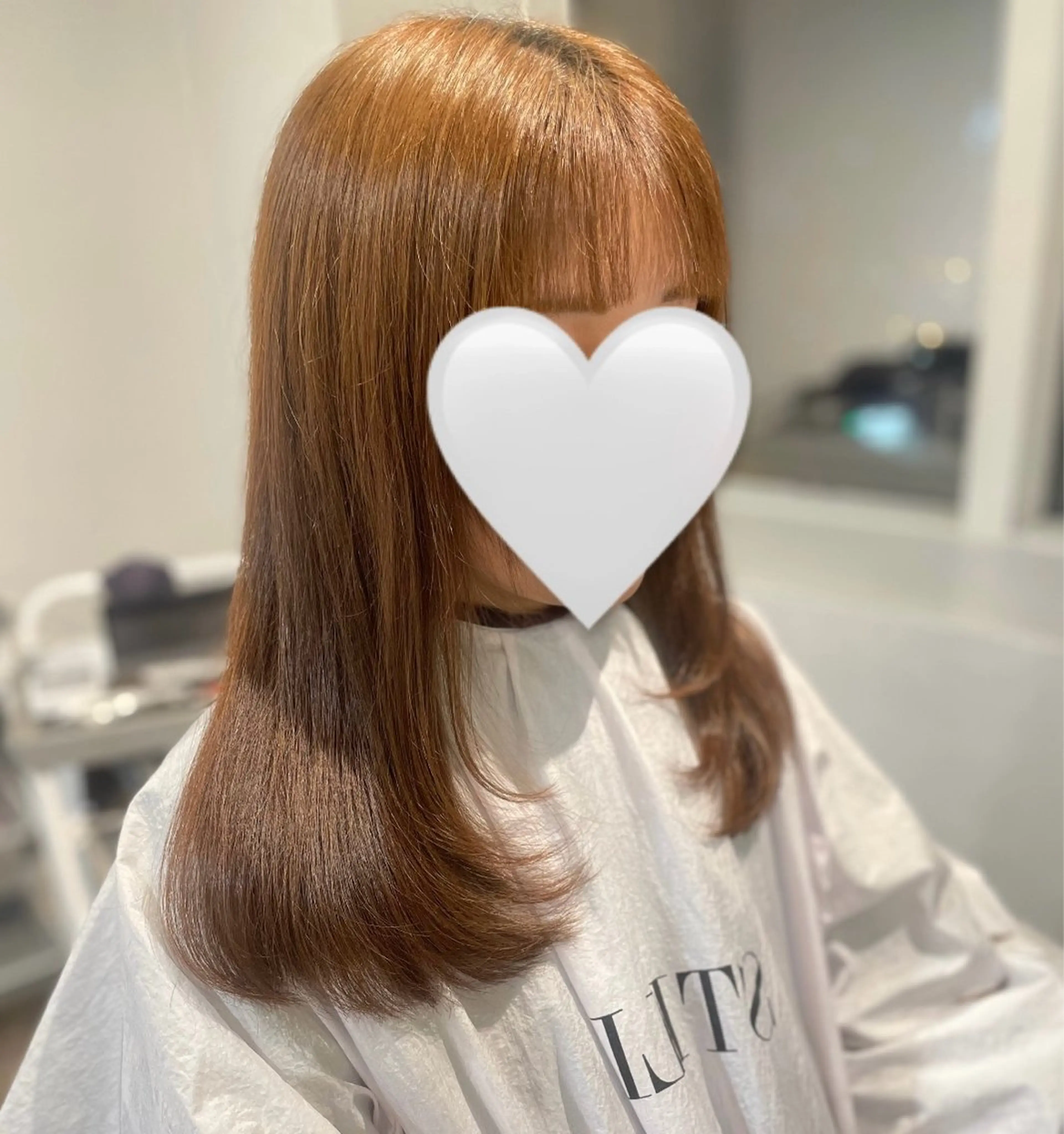 ミディアム ミディアムレイヤー レイヤーカット 岩城 唯奈のマツエク・マツパデザイン