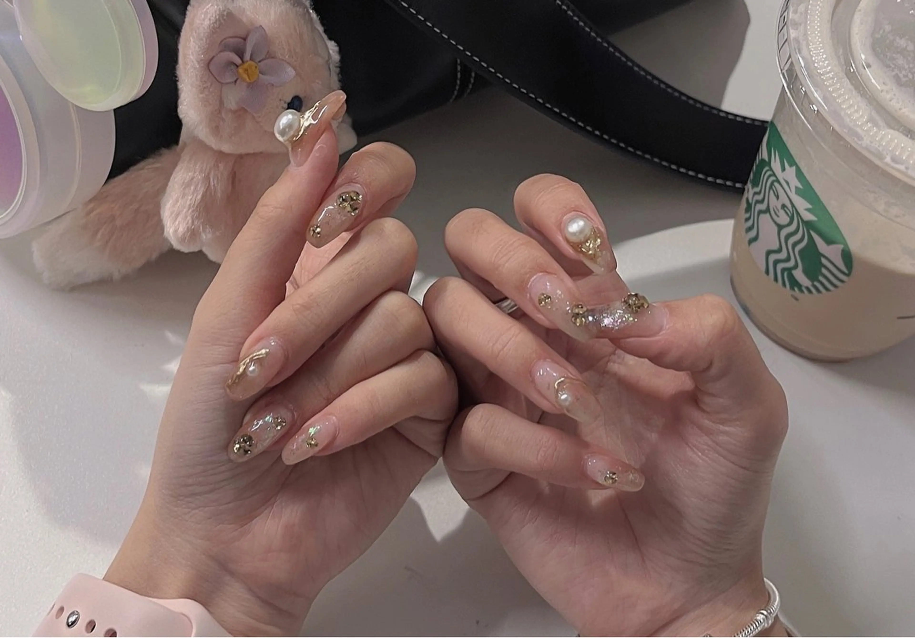 ネイル ハンドネイル AngelChris ビューティーサロンのネイルデザイン