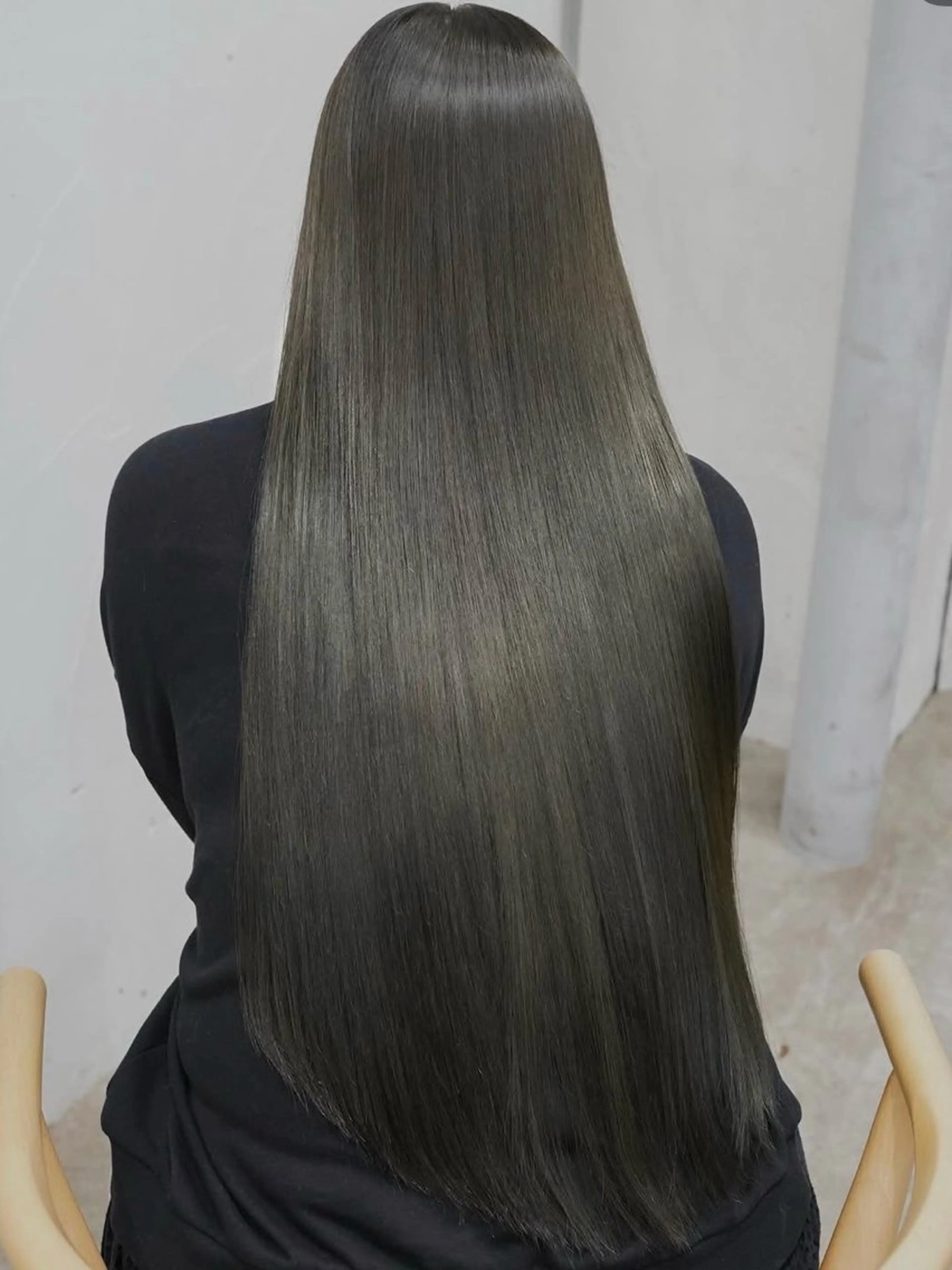 ロング カット ヘアカラー トリートメント ALLY 原宿のヘアスタイル