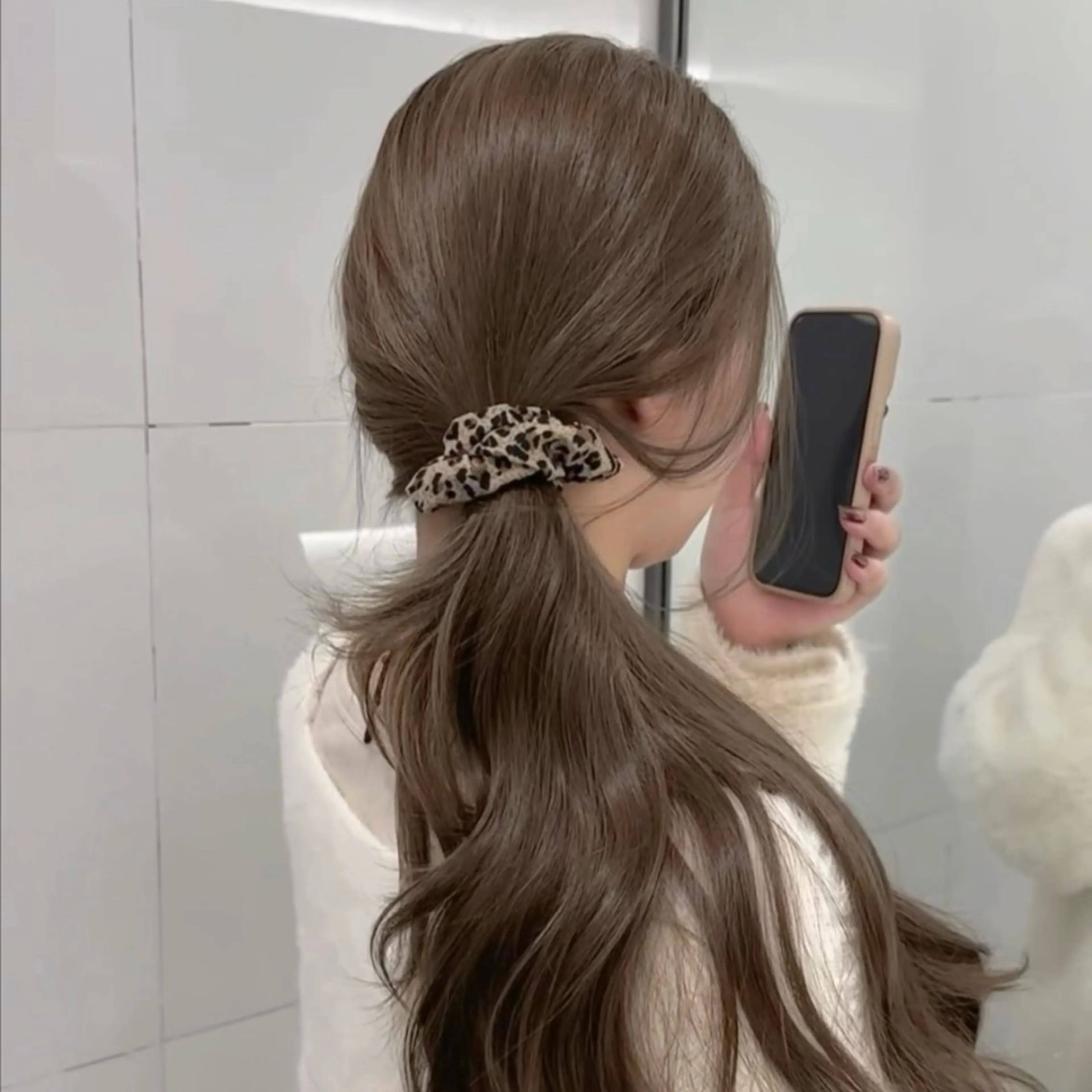 ロング カラー ベージュカラー ブリーチ 透明感カラー ヘアカラー モテ韓国ヘア/ レイヤー🤍RIKAのヘアスタイル