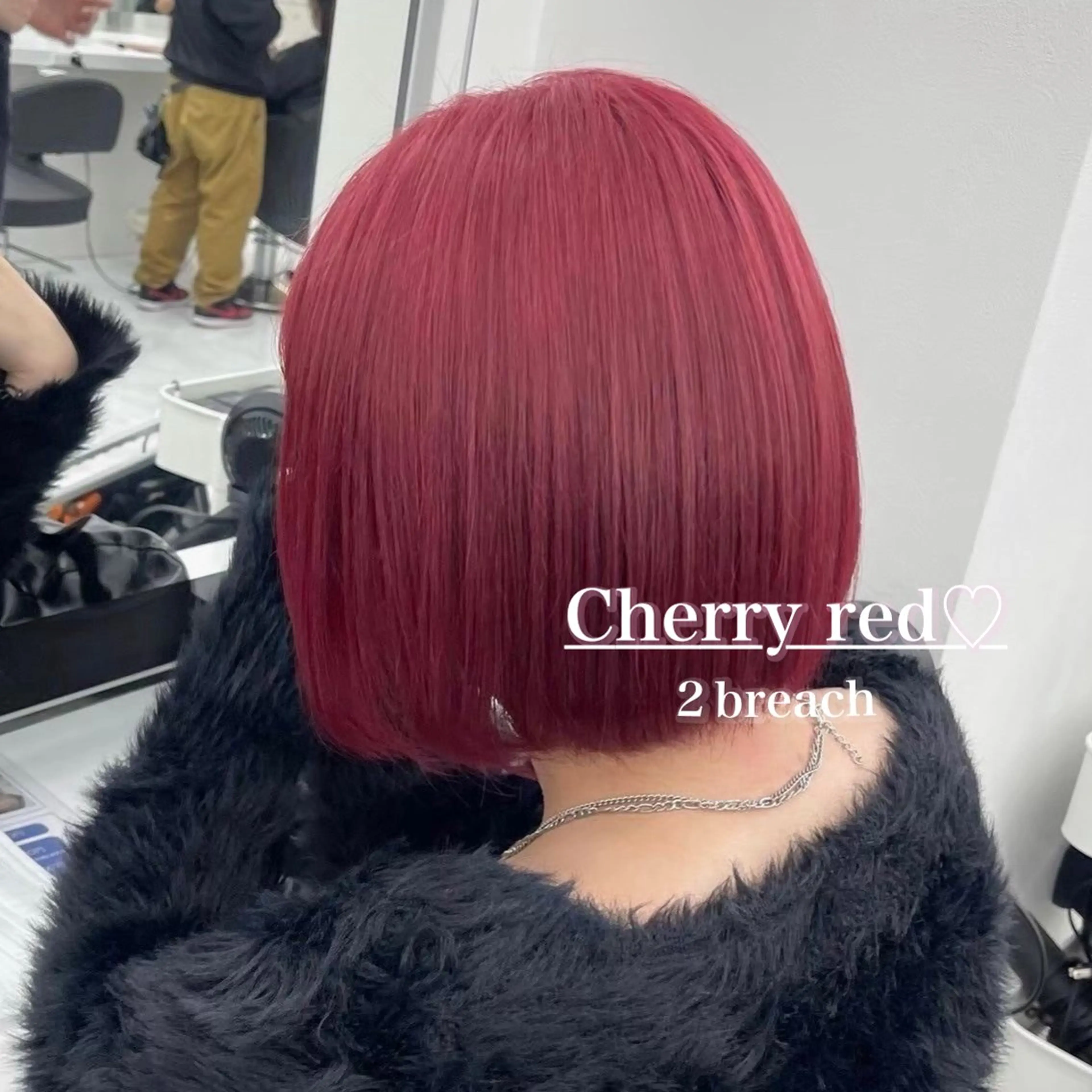 ショート カラー ♥️暖色カラ ー♥️由夏のヘアスタイル