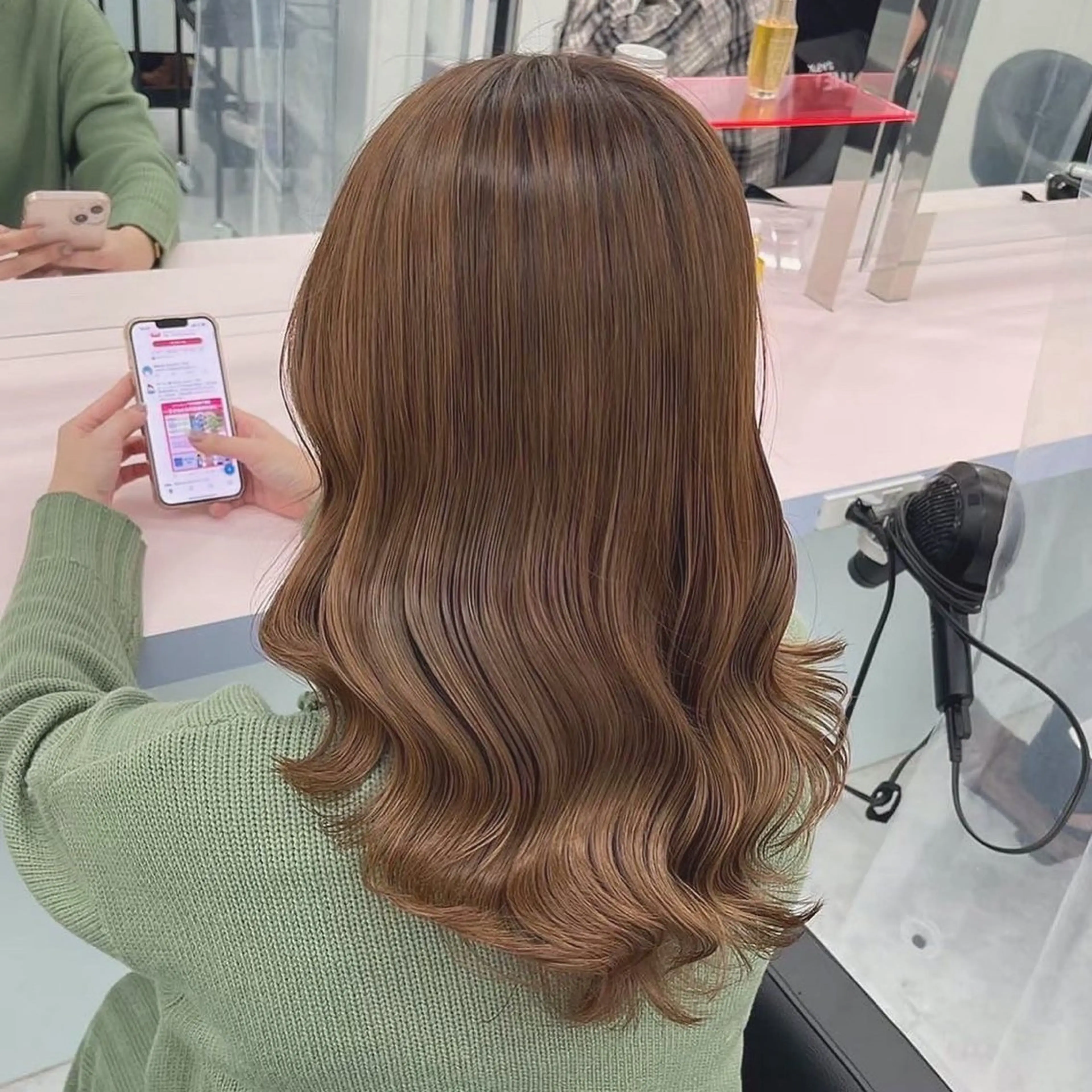 セミロング カラー ヘアカラー トレンドレイヤー No.1/KOHEIのヘアスタイル