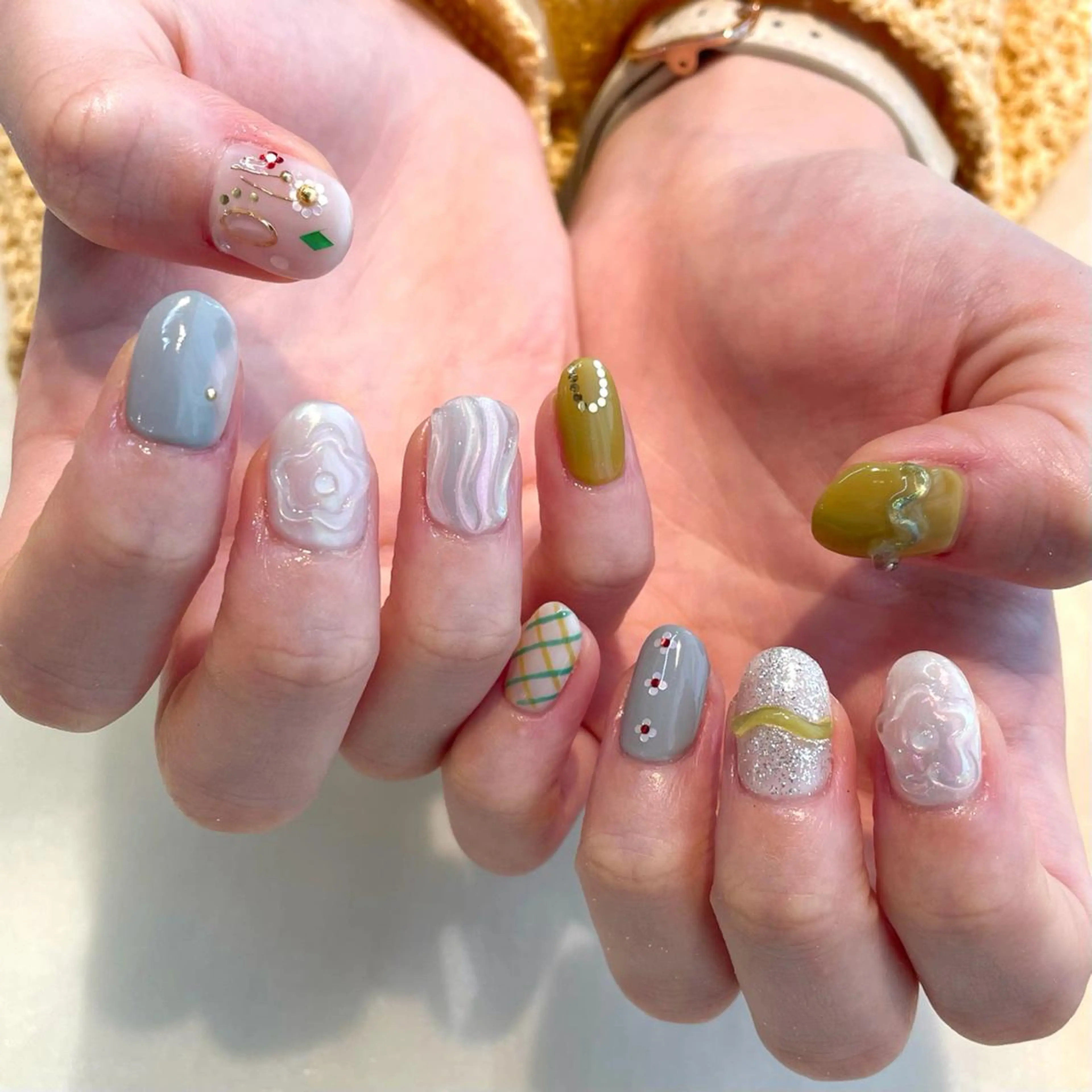 ネイル ハンドネイル 新井 ひなののネイルデザイン