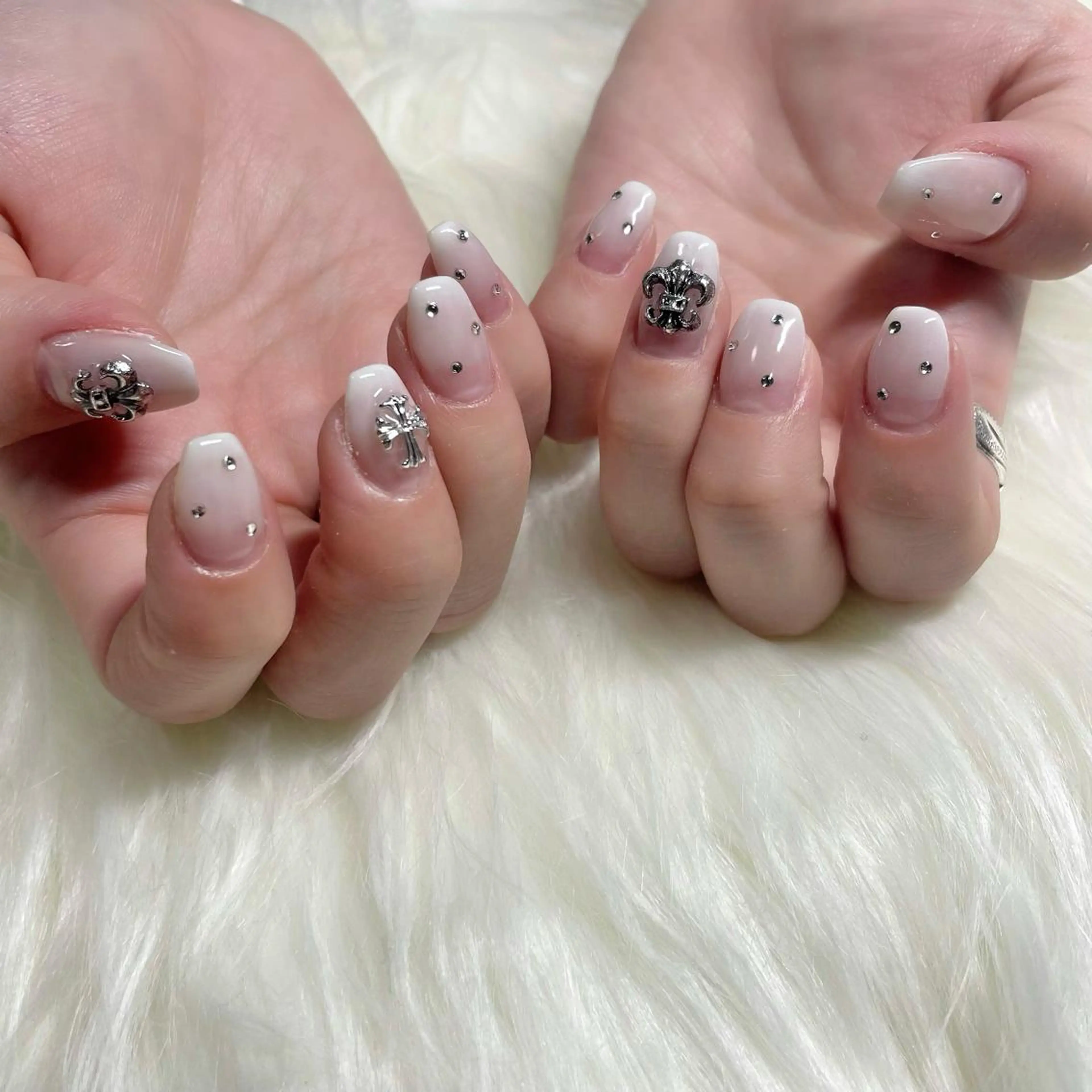 ネイル Sii nail 🤍SAKIのネイルデザイン
