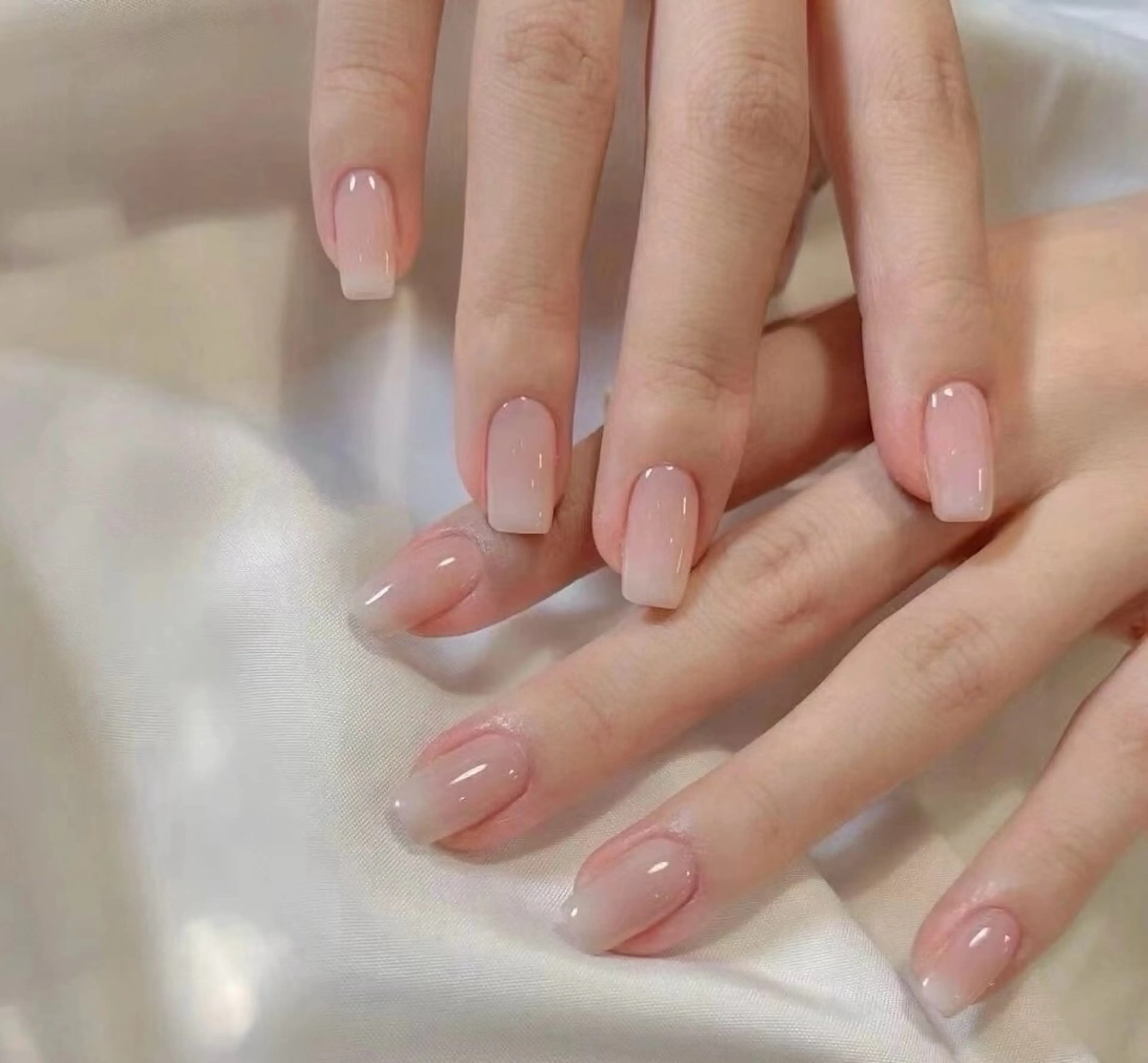 ネイル チークネイル 長さ出し フレンチネイル ガーリー 韓国ネイル sun nail池袋 モデル募集のネイルデザイン