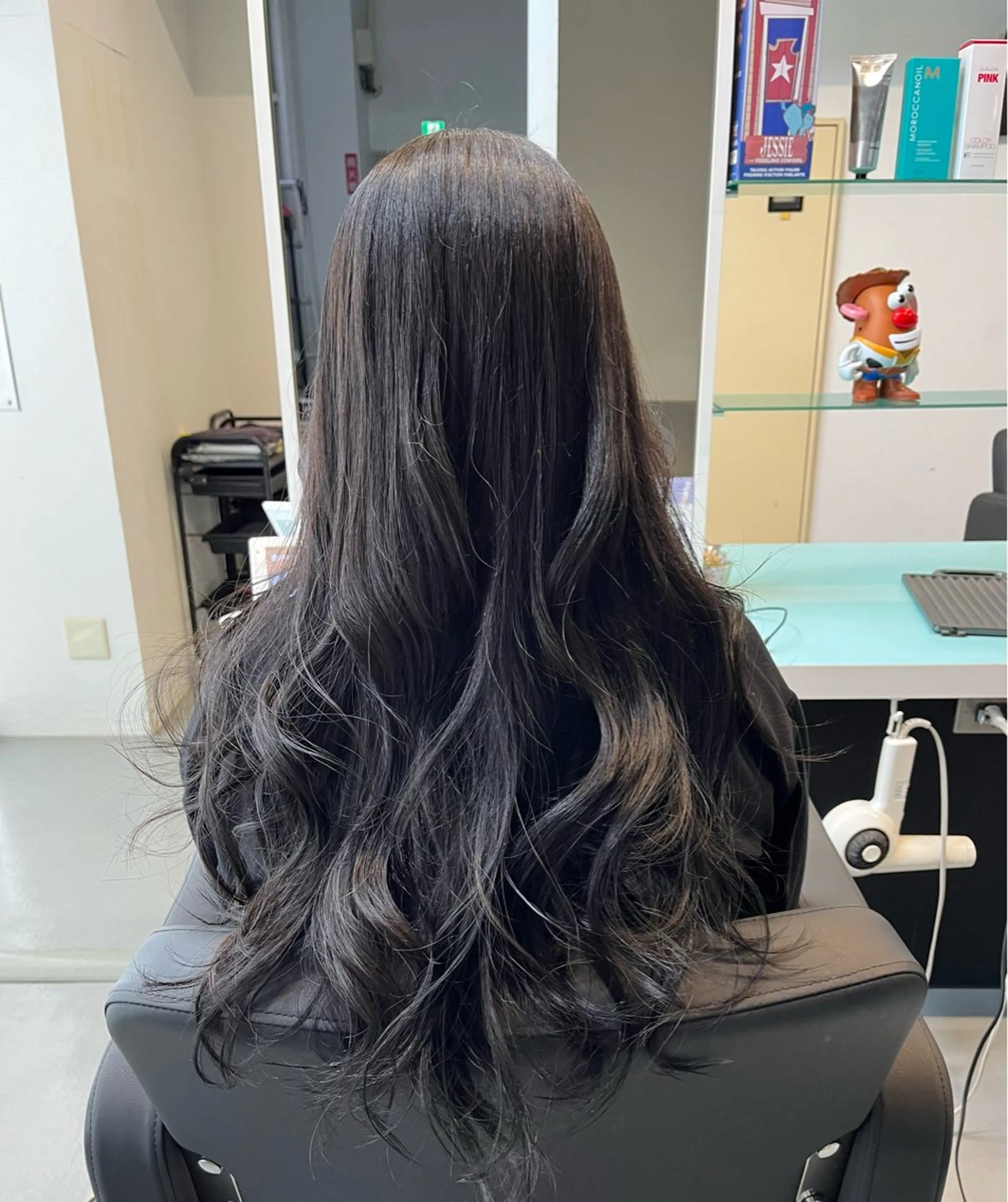 ロング カラー Rena🦄顔まわり カット🤍✂️のヘアスタイル