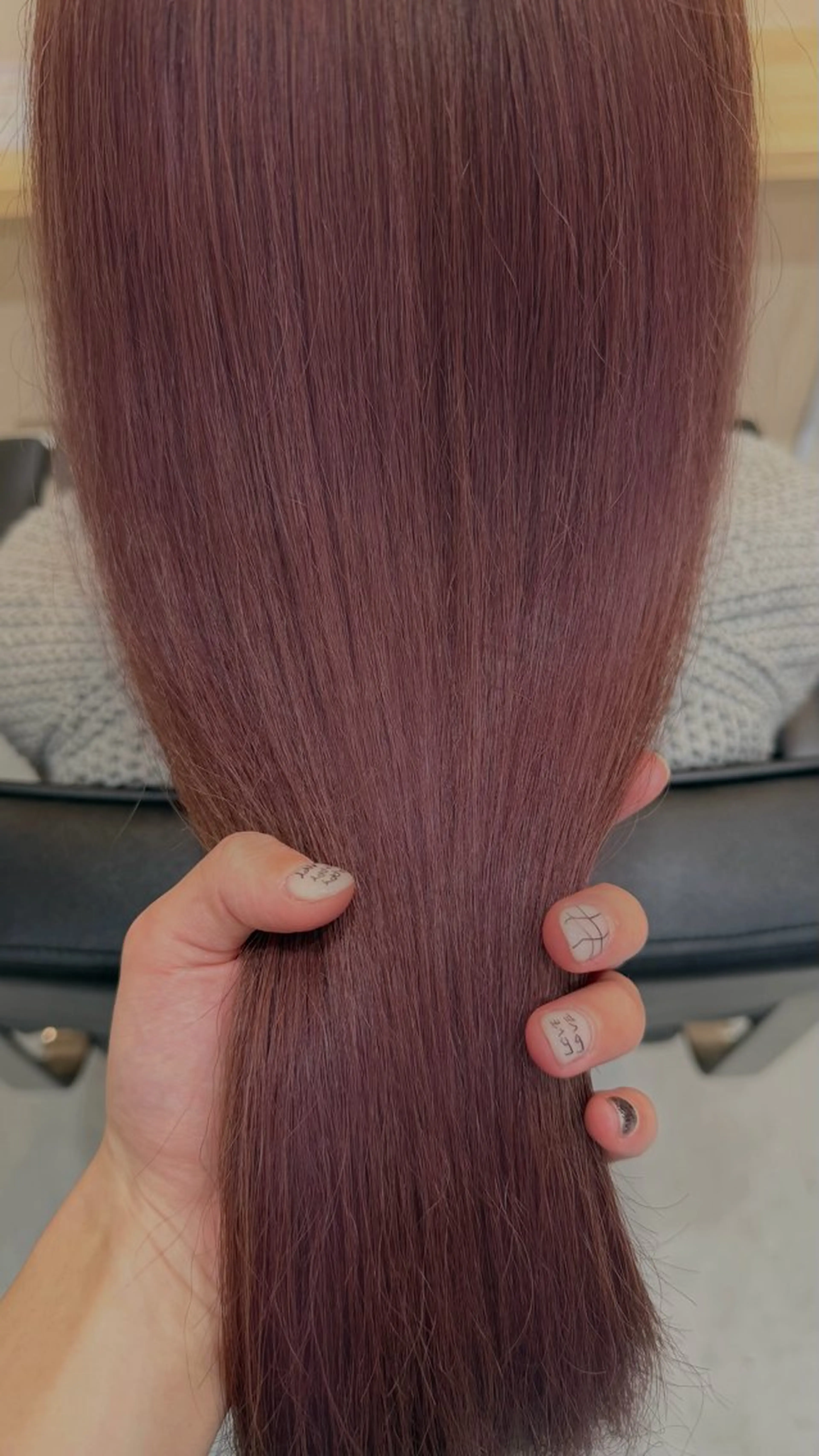 ロング カラー ブリーチ ブラウンカラー ピンクカラー ピンクブラウン ヘアカラー トリートメント 💫似合わせカット 💫透明感カラーのヘアスタイル