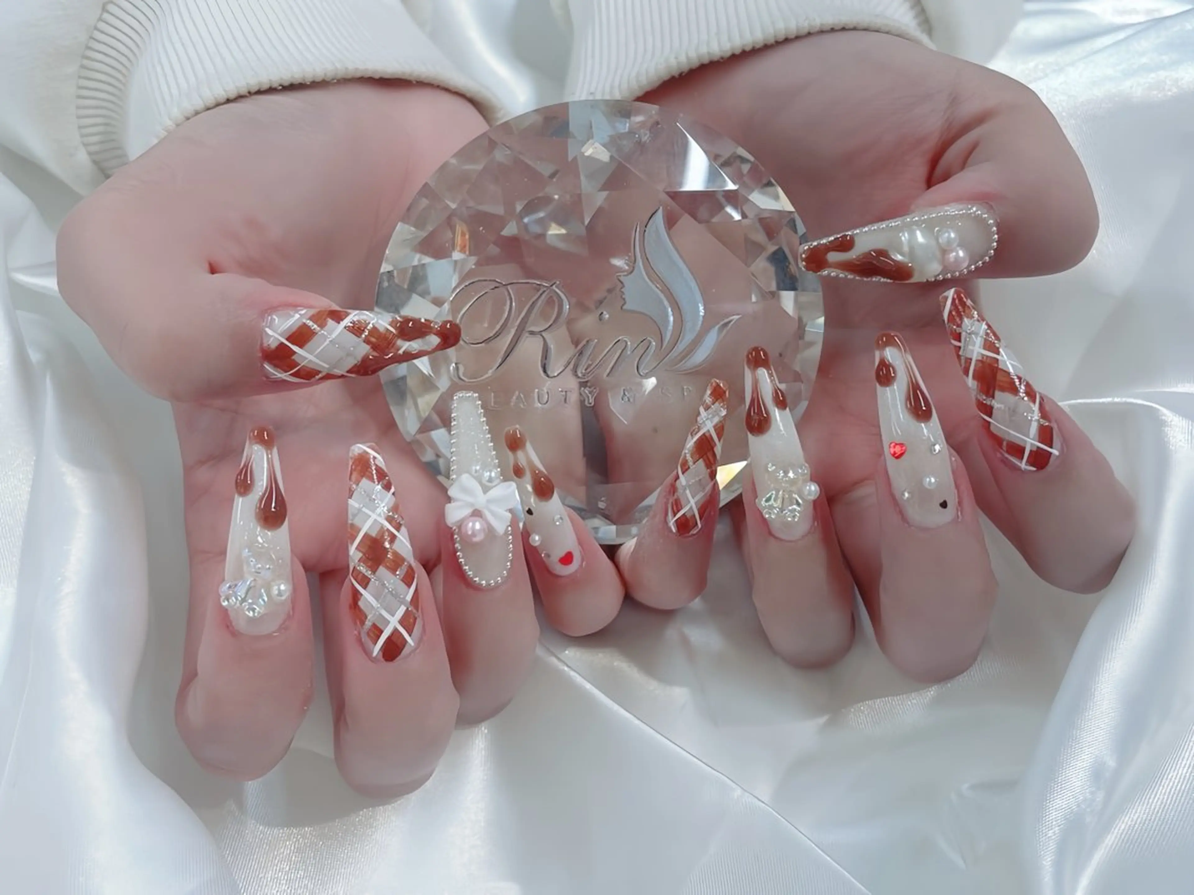 ネイル アートネイル ロングネイル ニュアンスネイル スカルプネイル ネイルチップ ハンドネイル Rin Nail 新大久保店のネイルデザイン