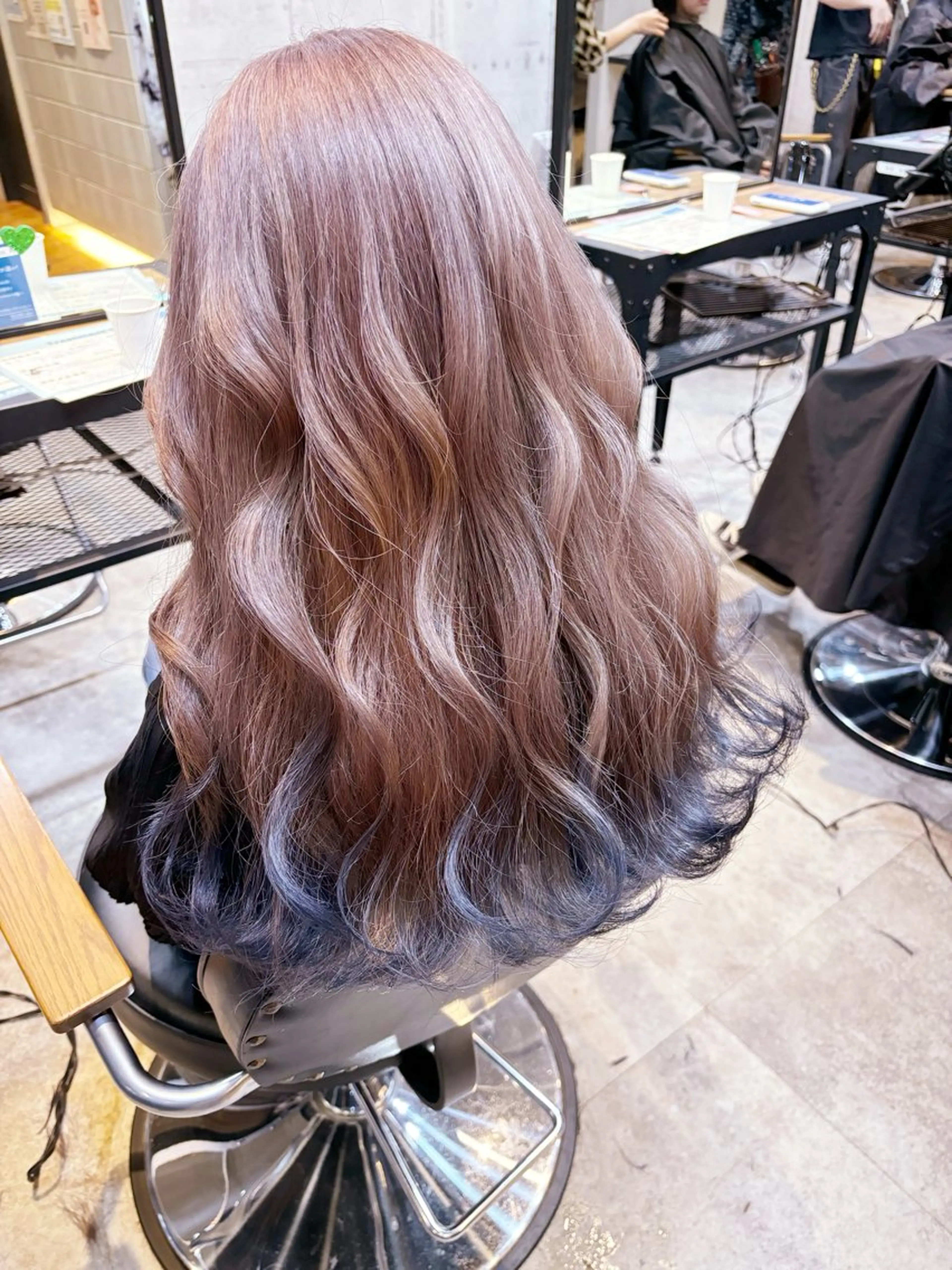 ロング カット ヘアカラー トリートメント 山本 みきのヘアスタイル