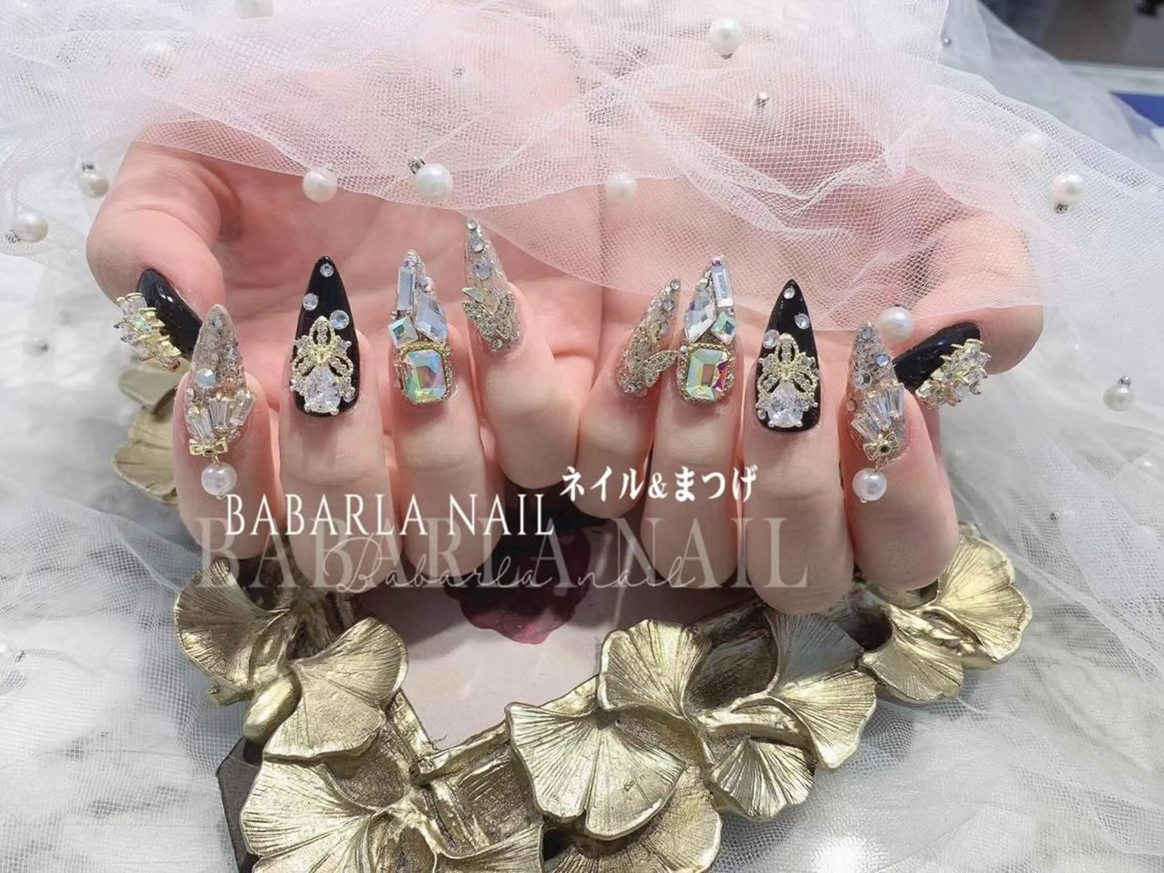 ネイル ストーンネイル Babarla nailのネイルデザイン