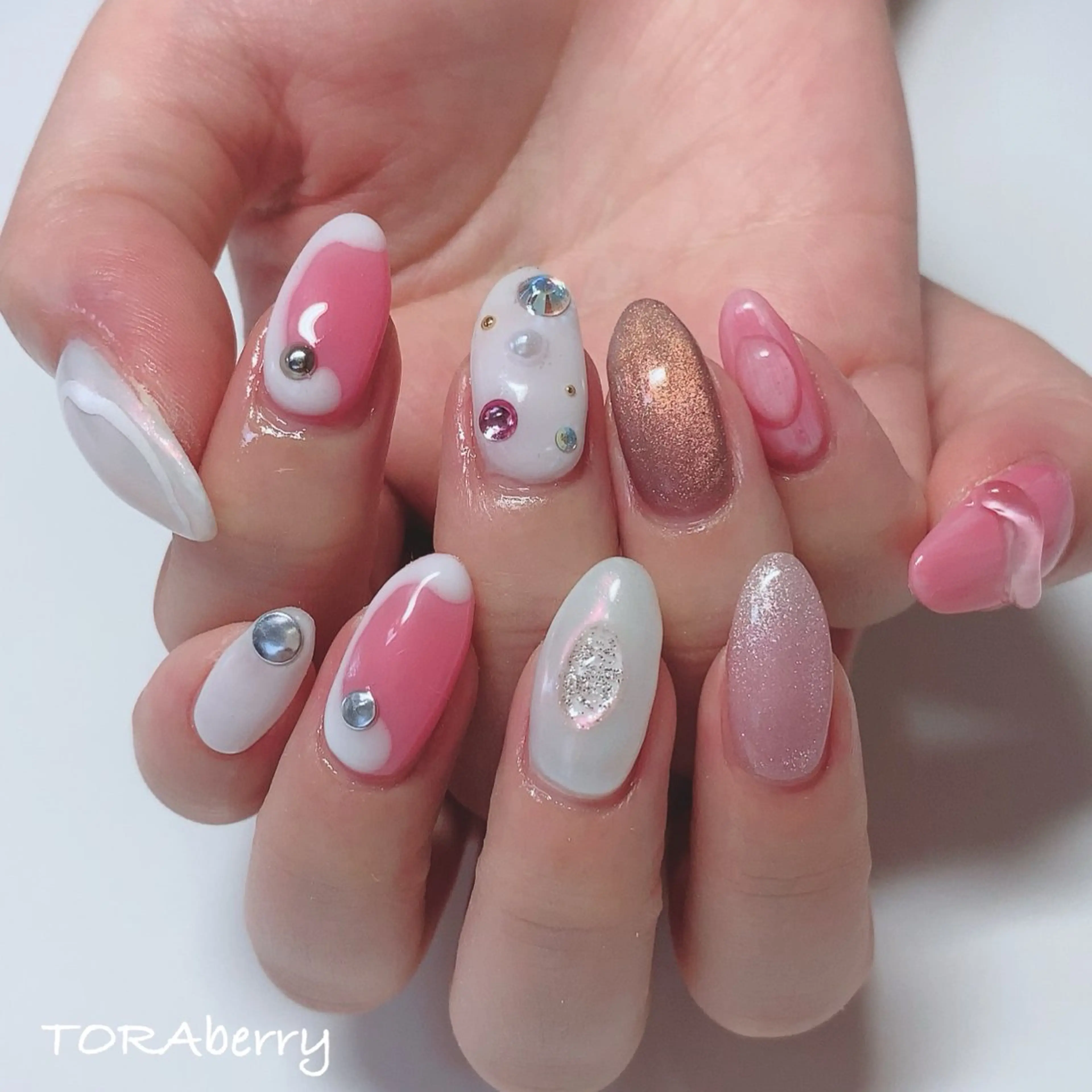 ネイル ネイリスト なつみのネイルデザイン