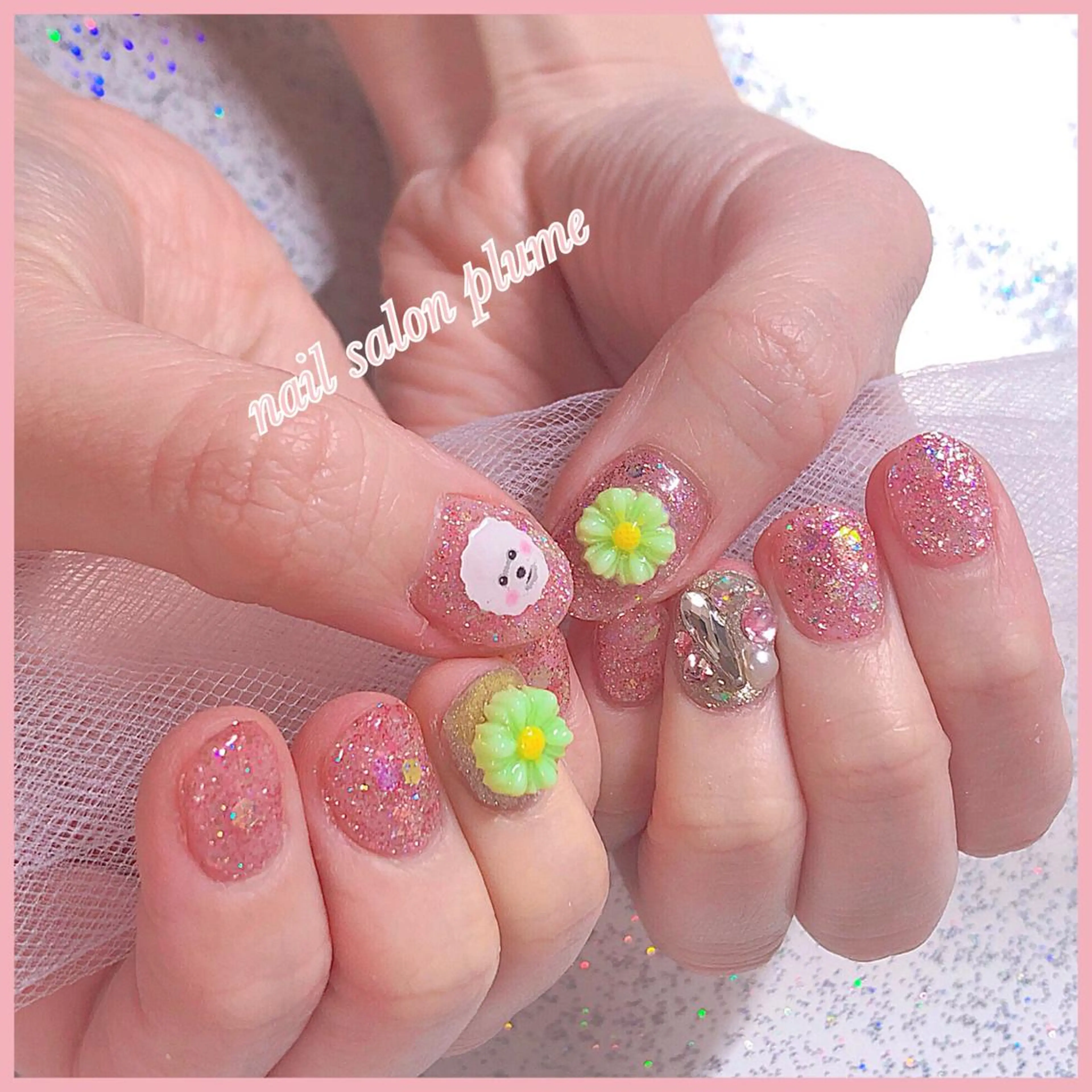 ネイル アートネイル フラワーネイル ゴールド ハート キラキラネイル plume nail ☆韓国ネイルのネイルデザイン