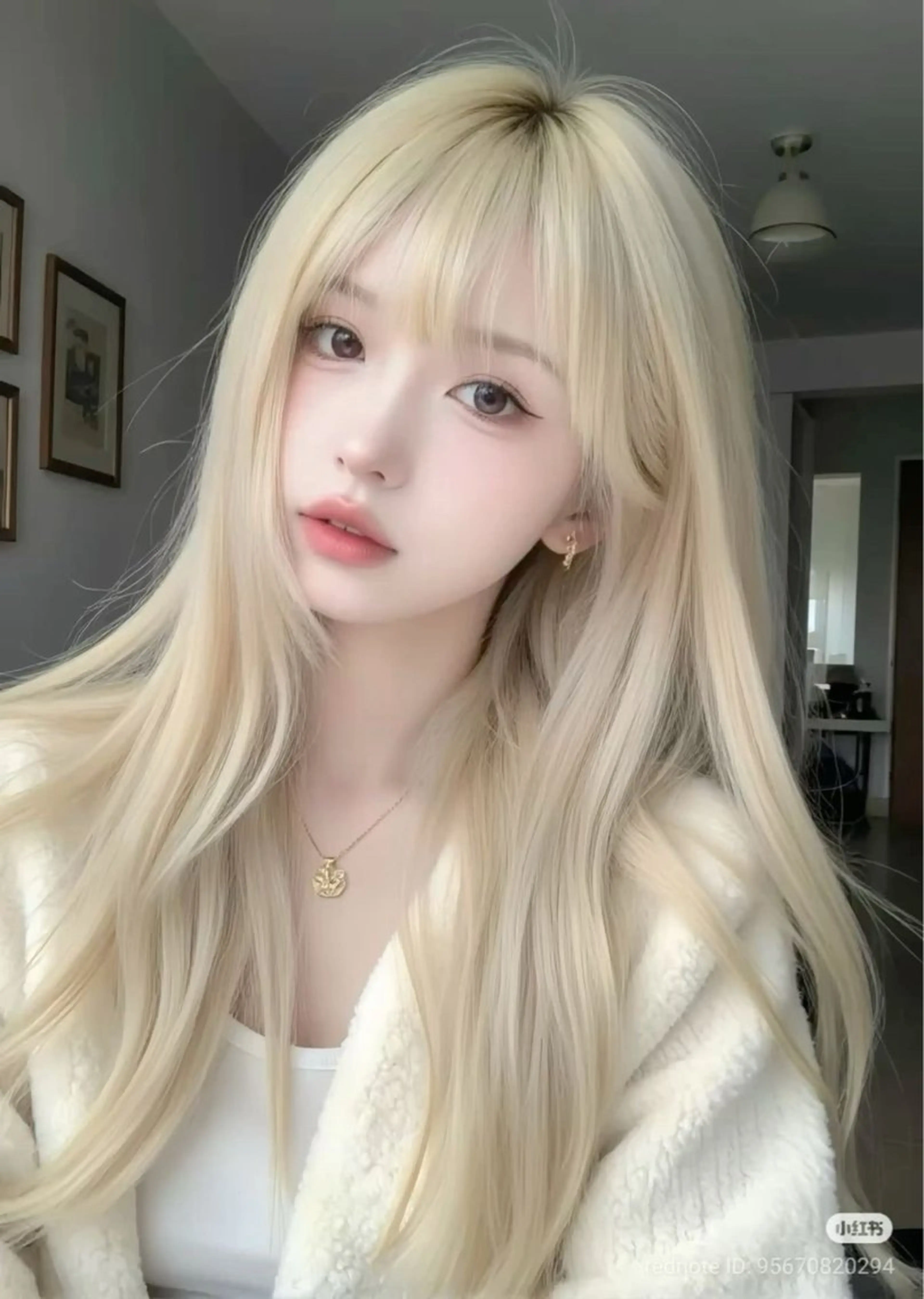 ロング カラー ブリーチ ブロンド ハイトーンカラー ホワイトブロンド ヘアカラー トリートメント 💗トレンドモテヘア Natsumi 💗のヘアスタイル