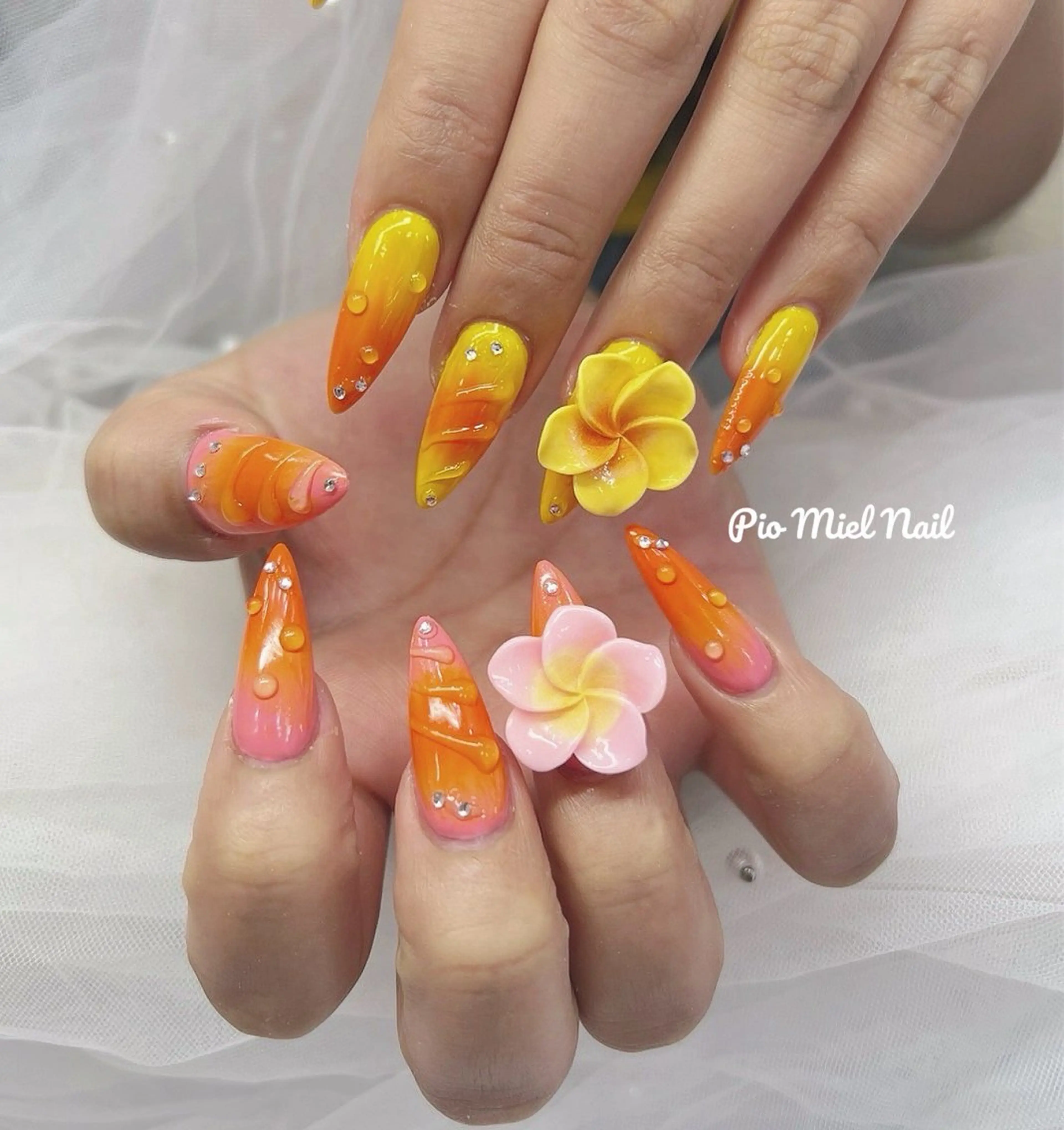 ネイル Pio Mielのネイルデザイン