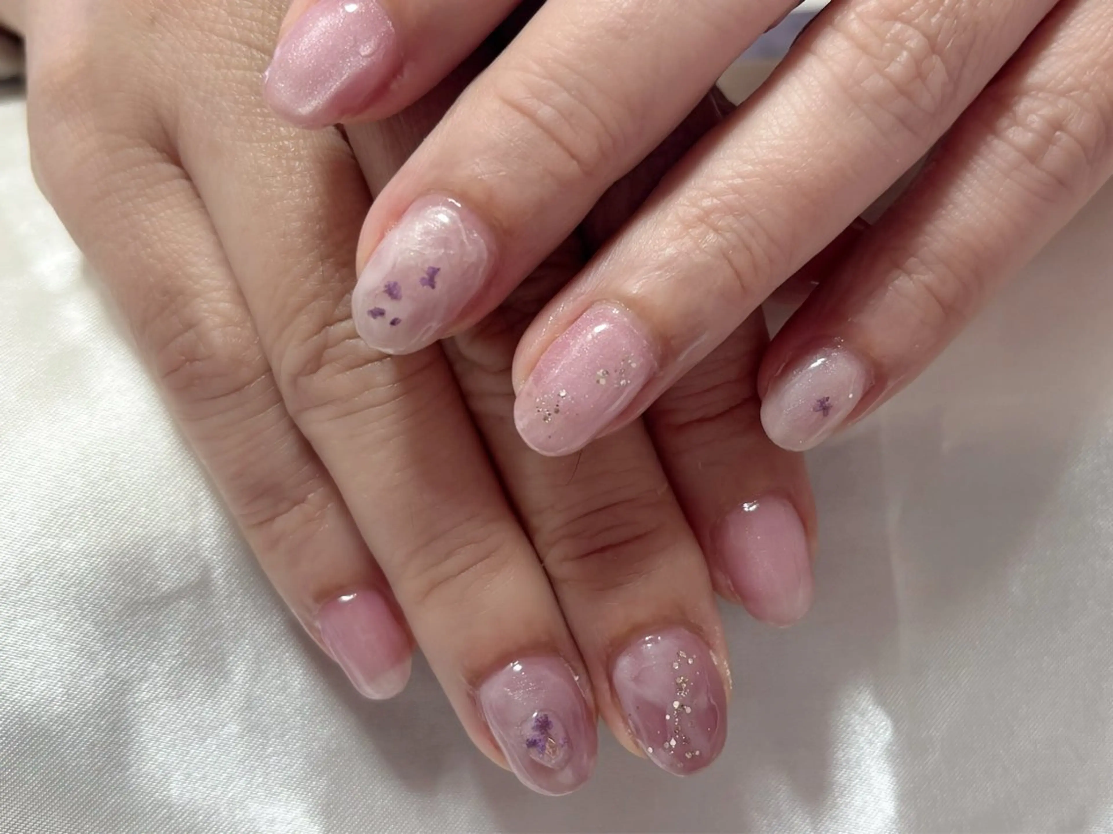 ネイル ハンドネイル ハンドケア ゆう .のネイルデザイン