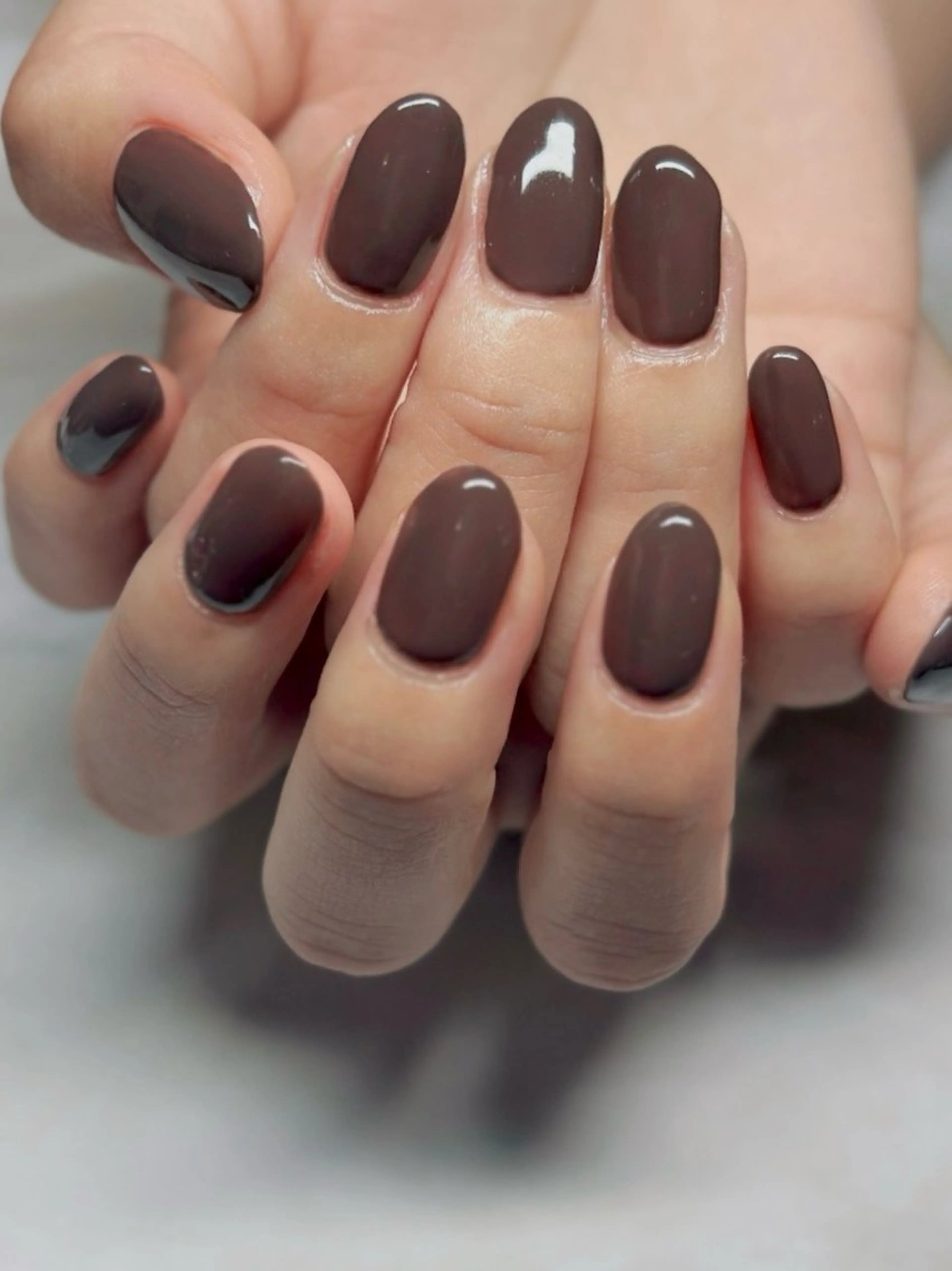 ネイル ブラウン ハンドネイル AMUCI NAIL Shihomiのネイルデザイン