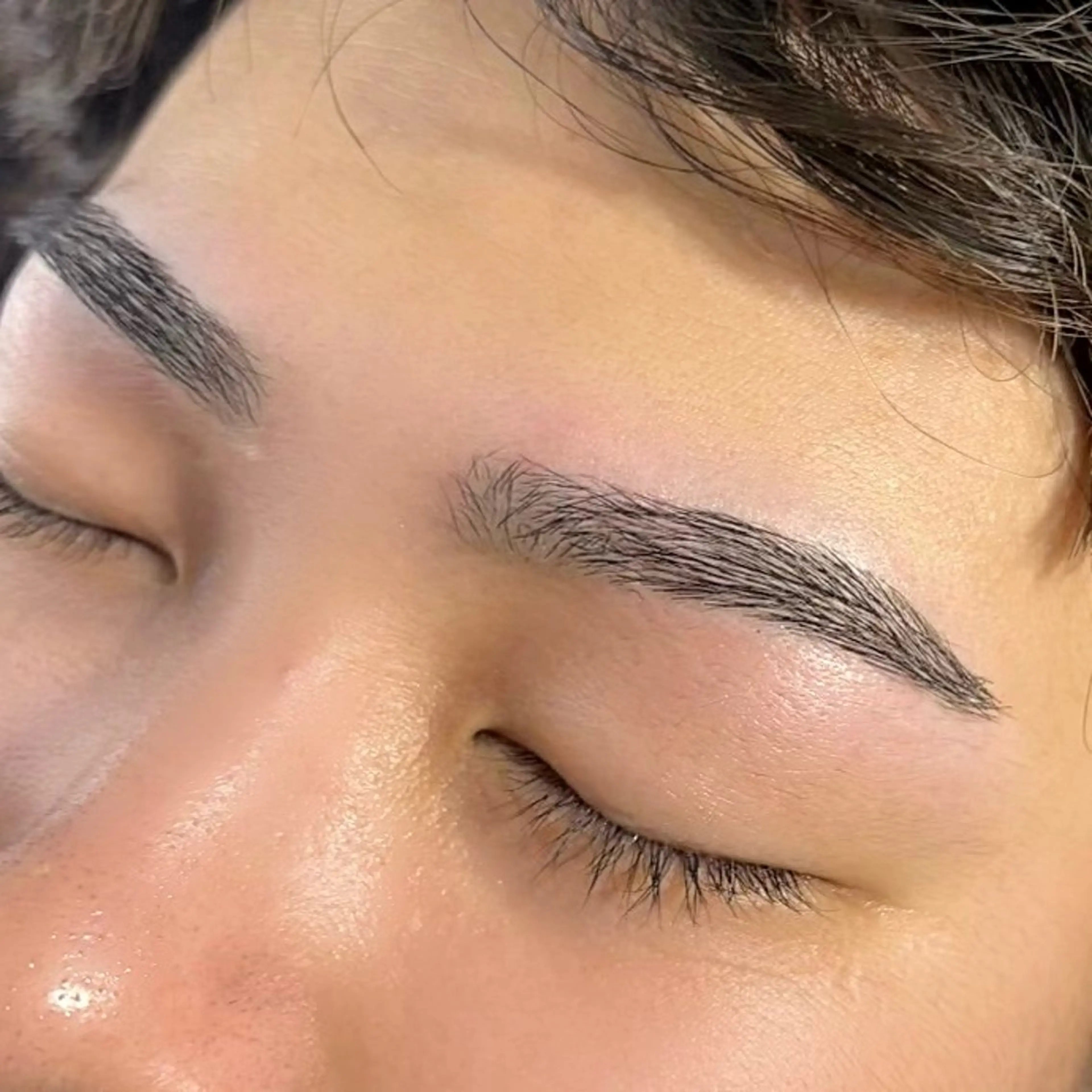 メンズ アイブロウ メンズアイブロウ 眉毛ワックス脱毛 Blanc梅田茶屋町 【期間限定特別価格】の眉毛・アイブロウイメージ