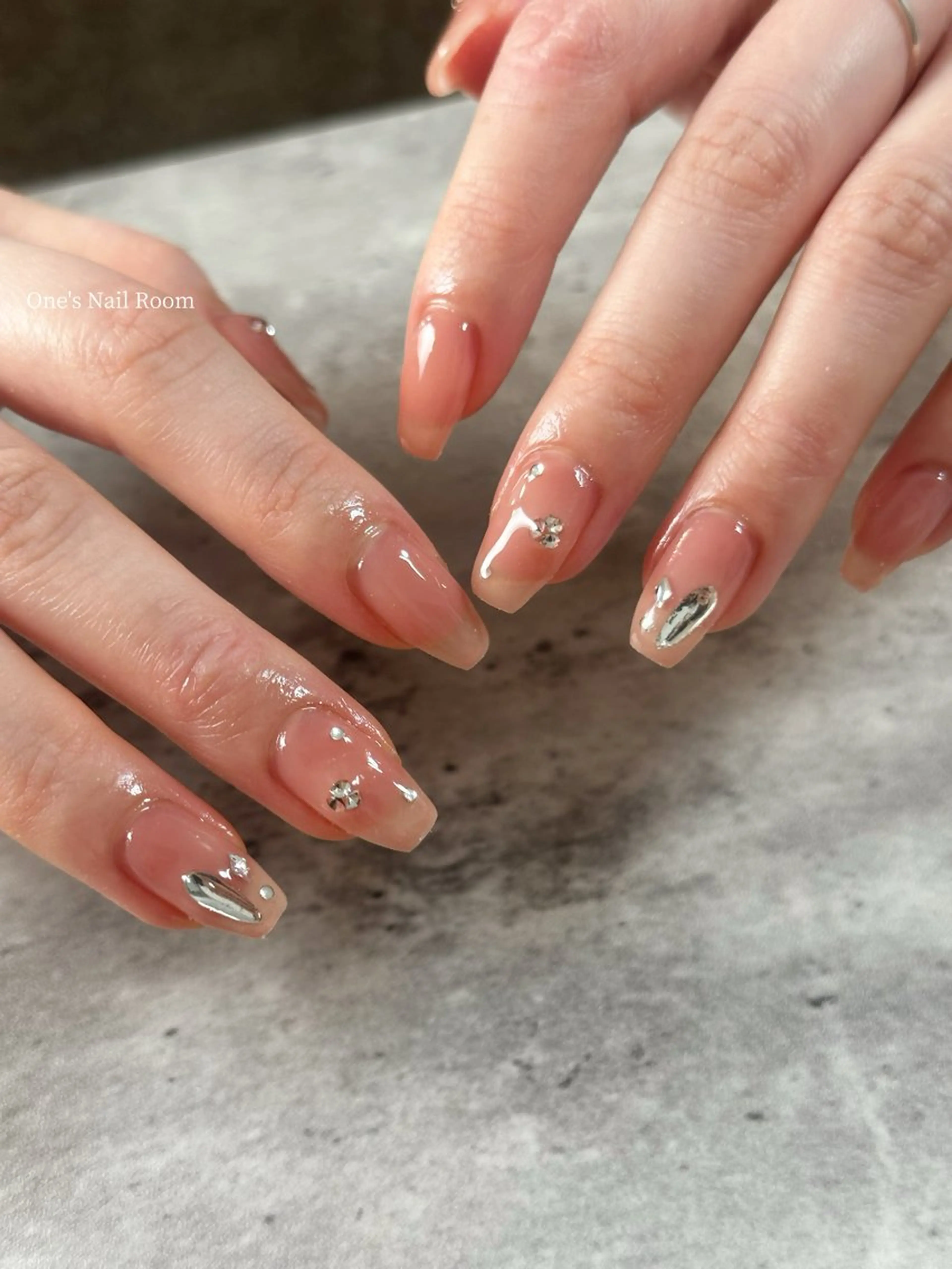 ネイル ハンドネイル One's Nail Roomのネイルデザイン