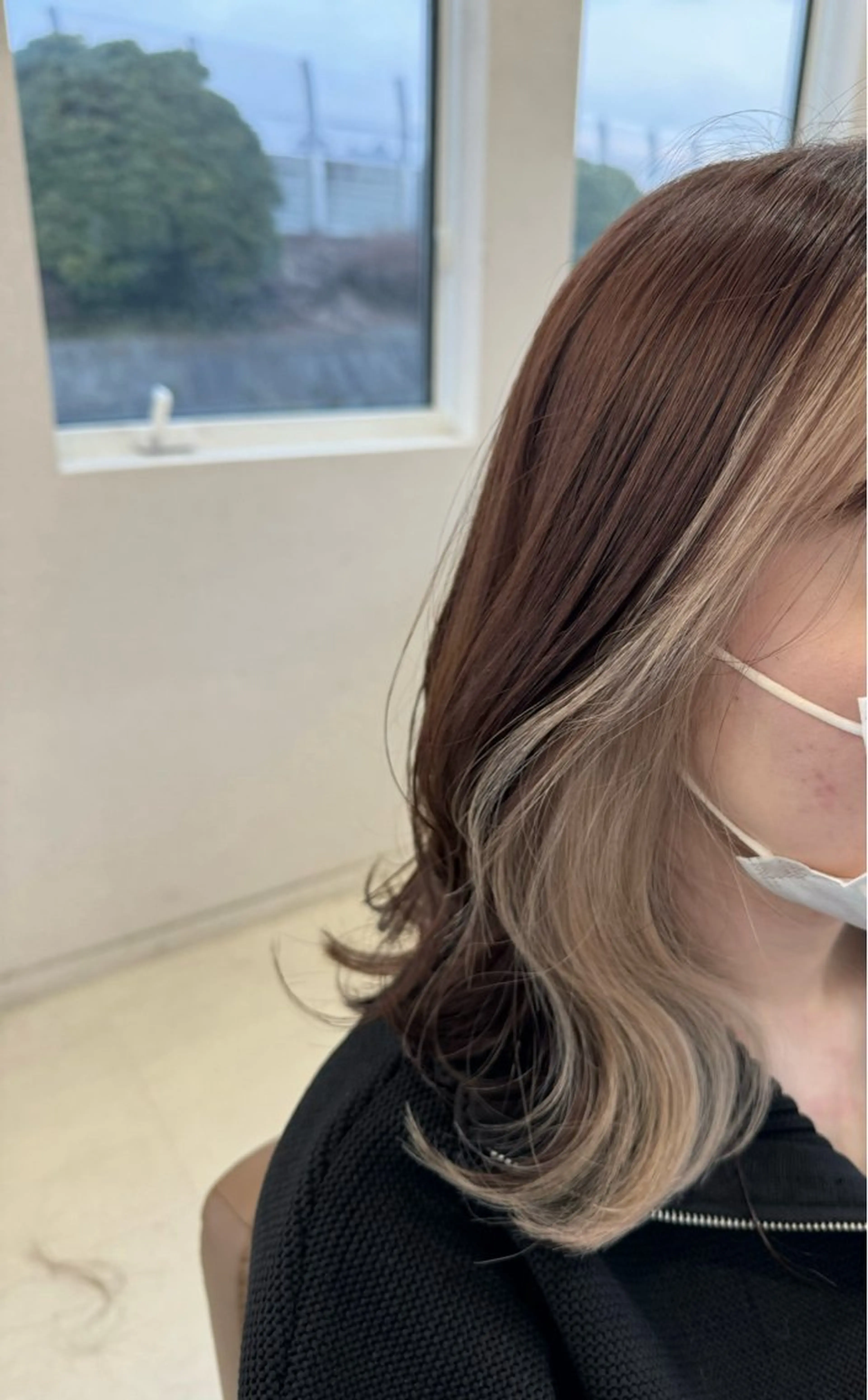 セミロング ヘアカラー 鈴木 妃帆未のヘアスタイル