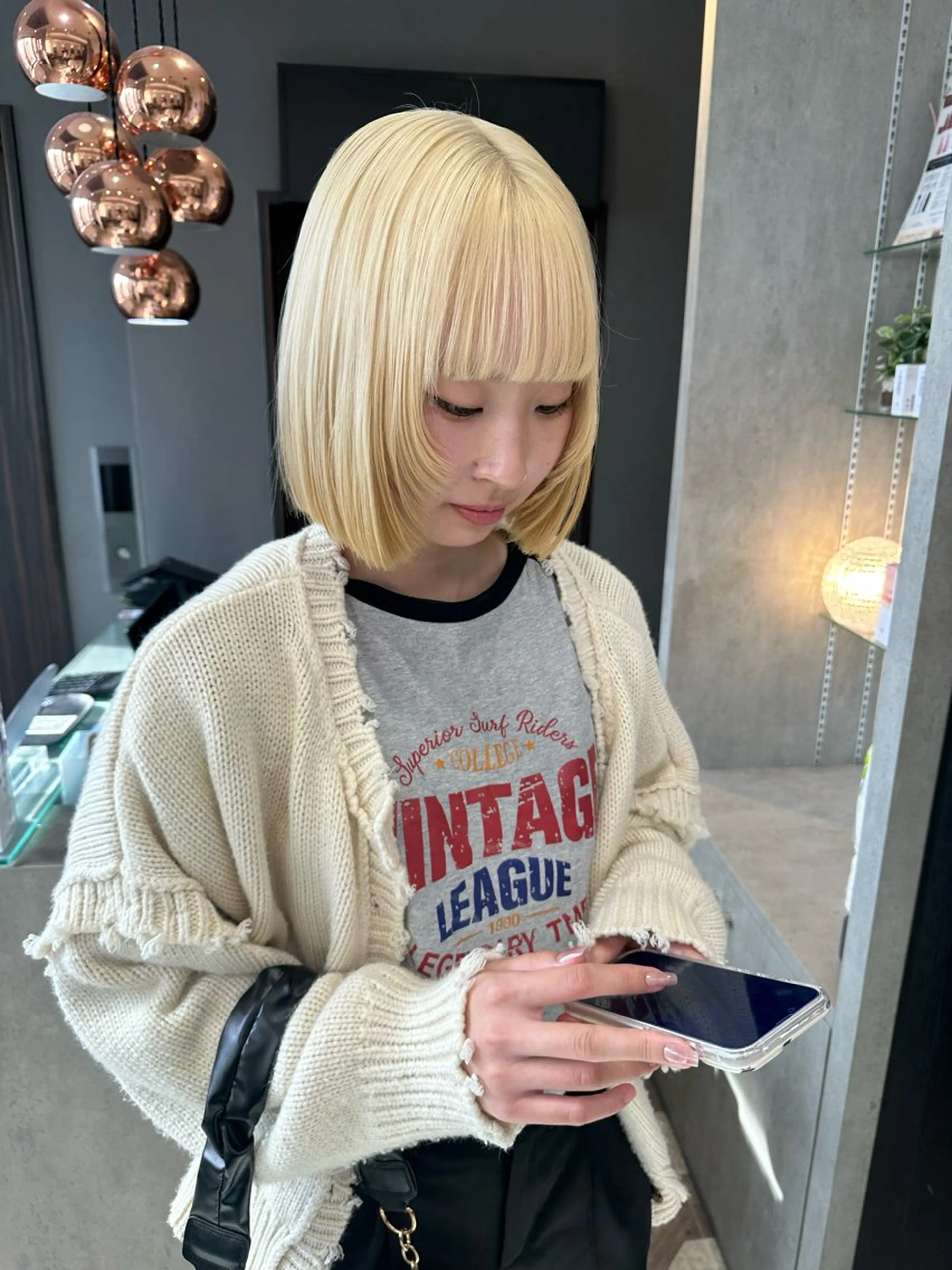 ミディアム ヘアカラー AYAKASA 暖色カラー/レイヤーのヘアスタイル