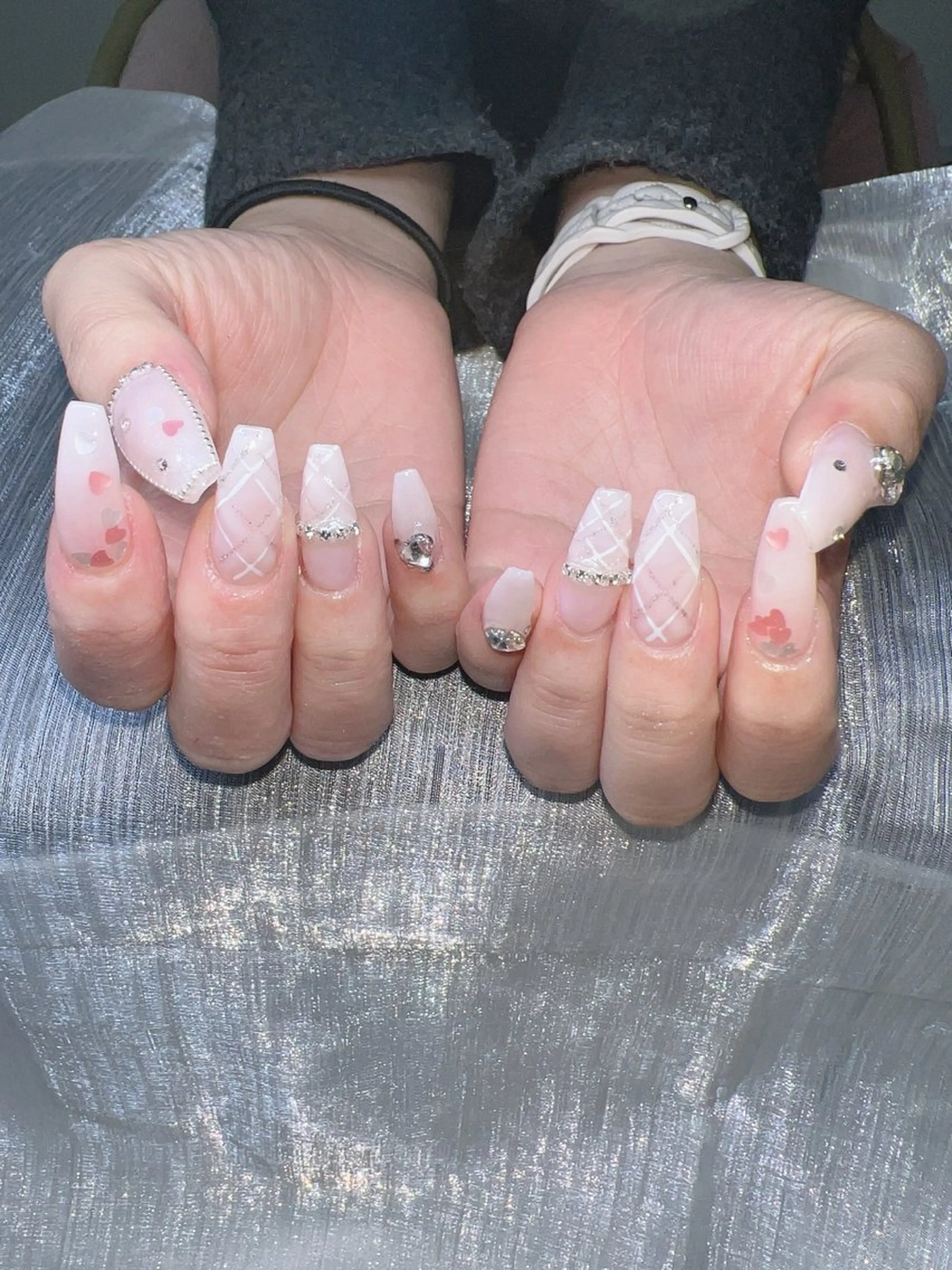 ネイル オーロラネイル チークネイル 長さ出し フットネイル フレンチネイル Lee Nails チップ長さだし専門店のネイルデザイン