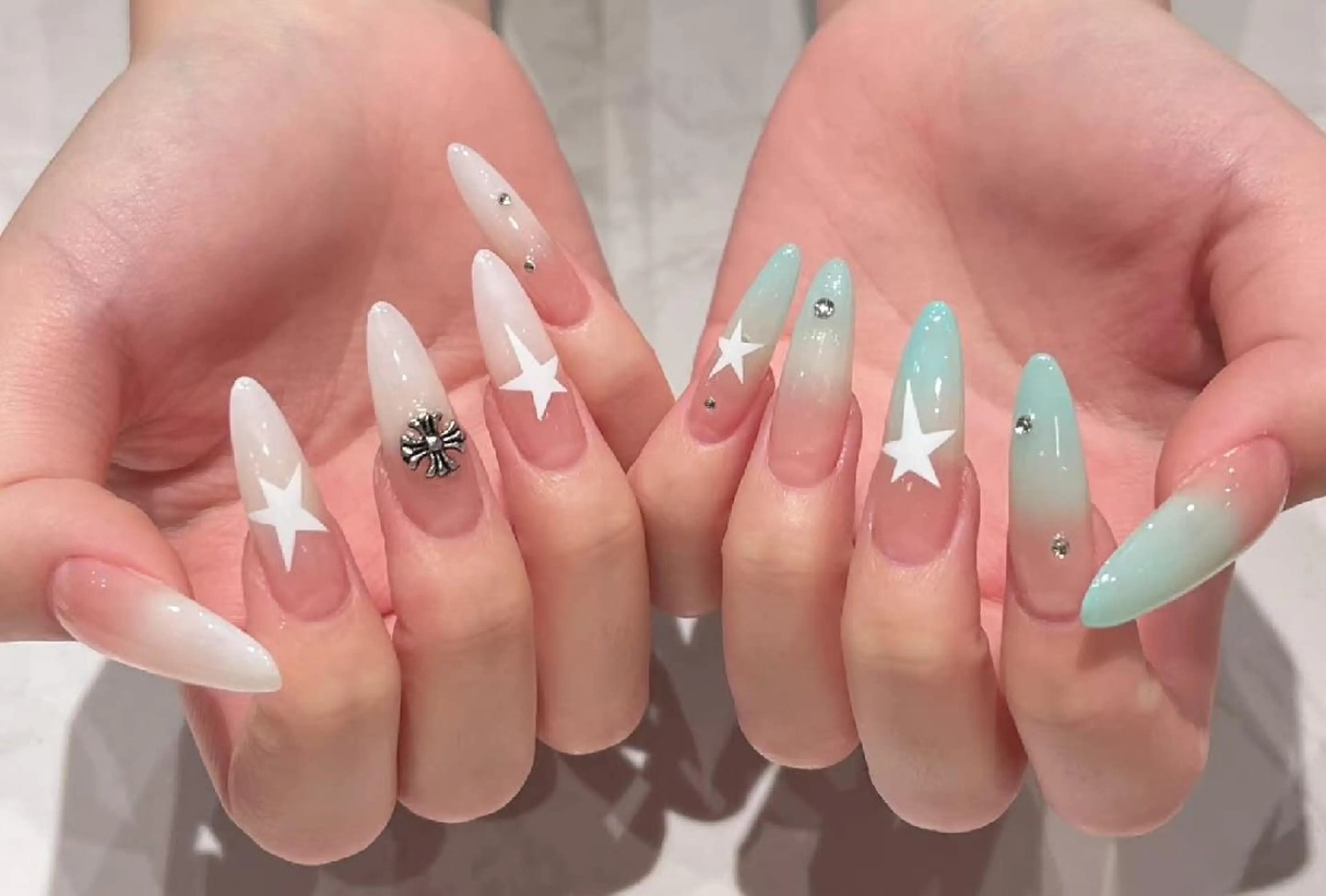 ネイル ハンドネイル モニカ サロンのネイルデザイン