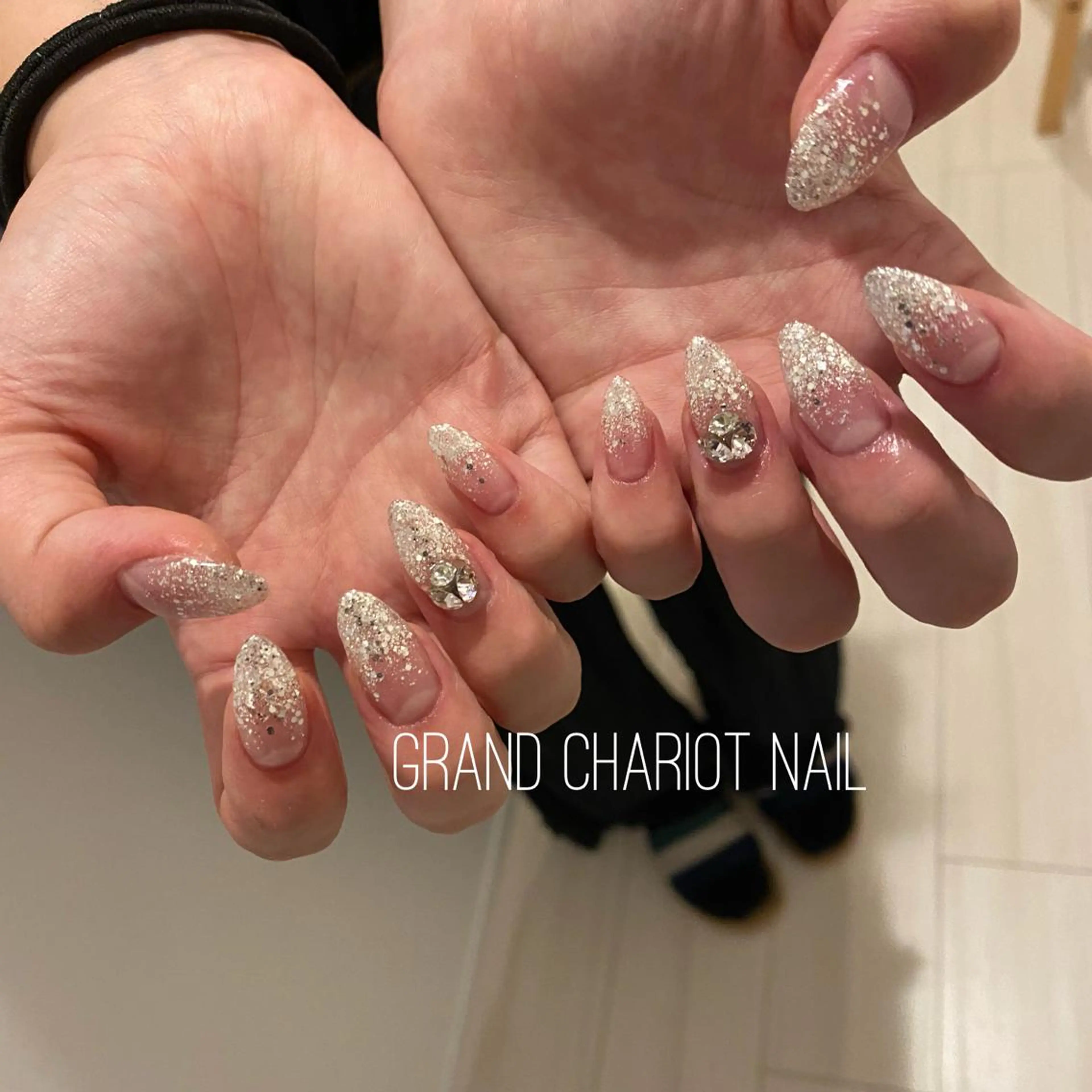 ネイル NORA nail UMEDA MAIのネイルデザイン