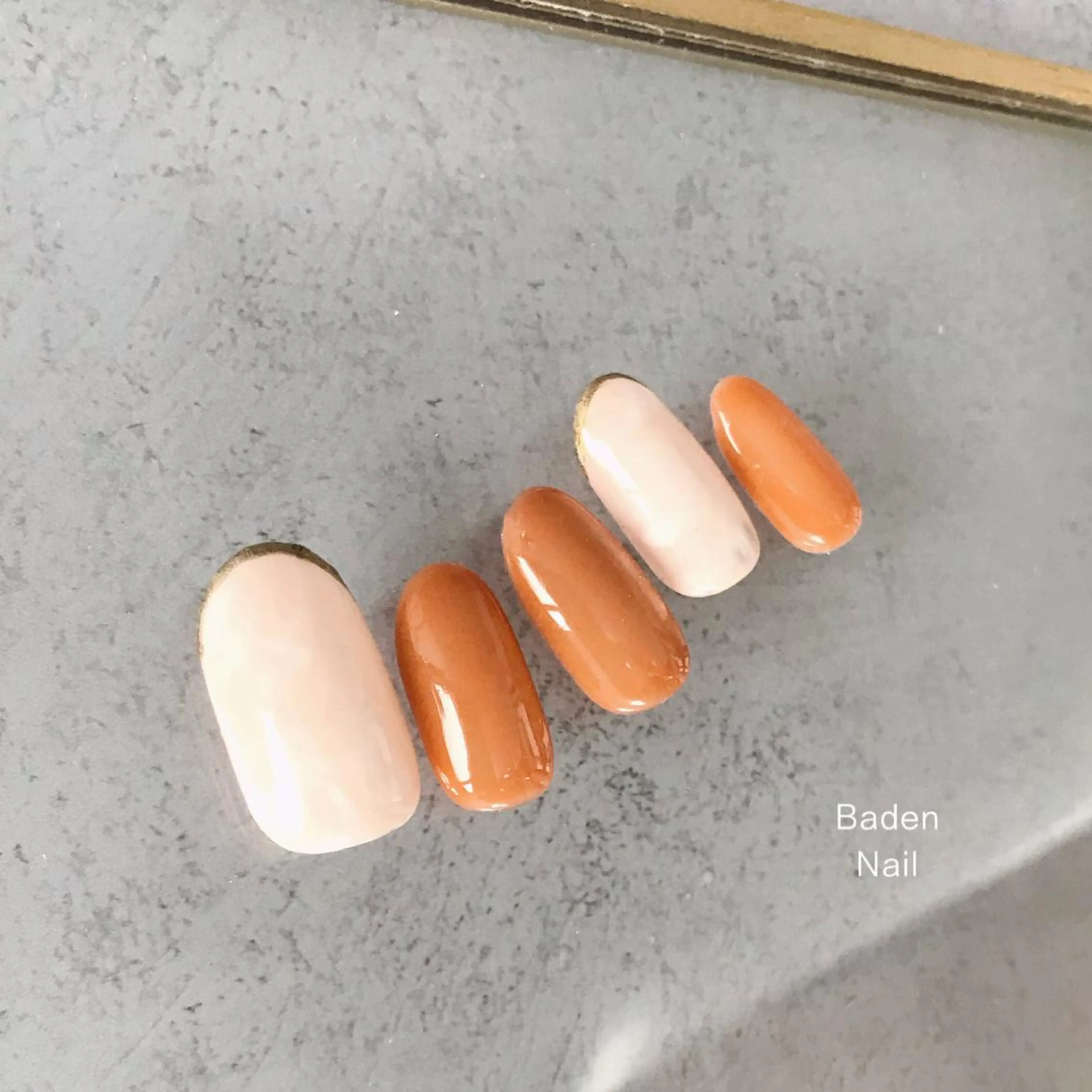ネイル アートネイル フレンチネイル ゴールド ニュアンスネイル オレンジ ハンドネイル ハンドケア Baden Nail ﾊﾞ-ﾃﾞﾝ ﾈｲﾙのネイルデザイン