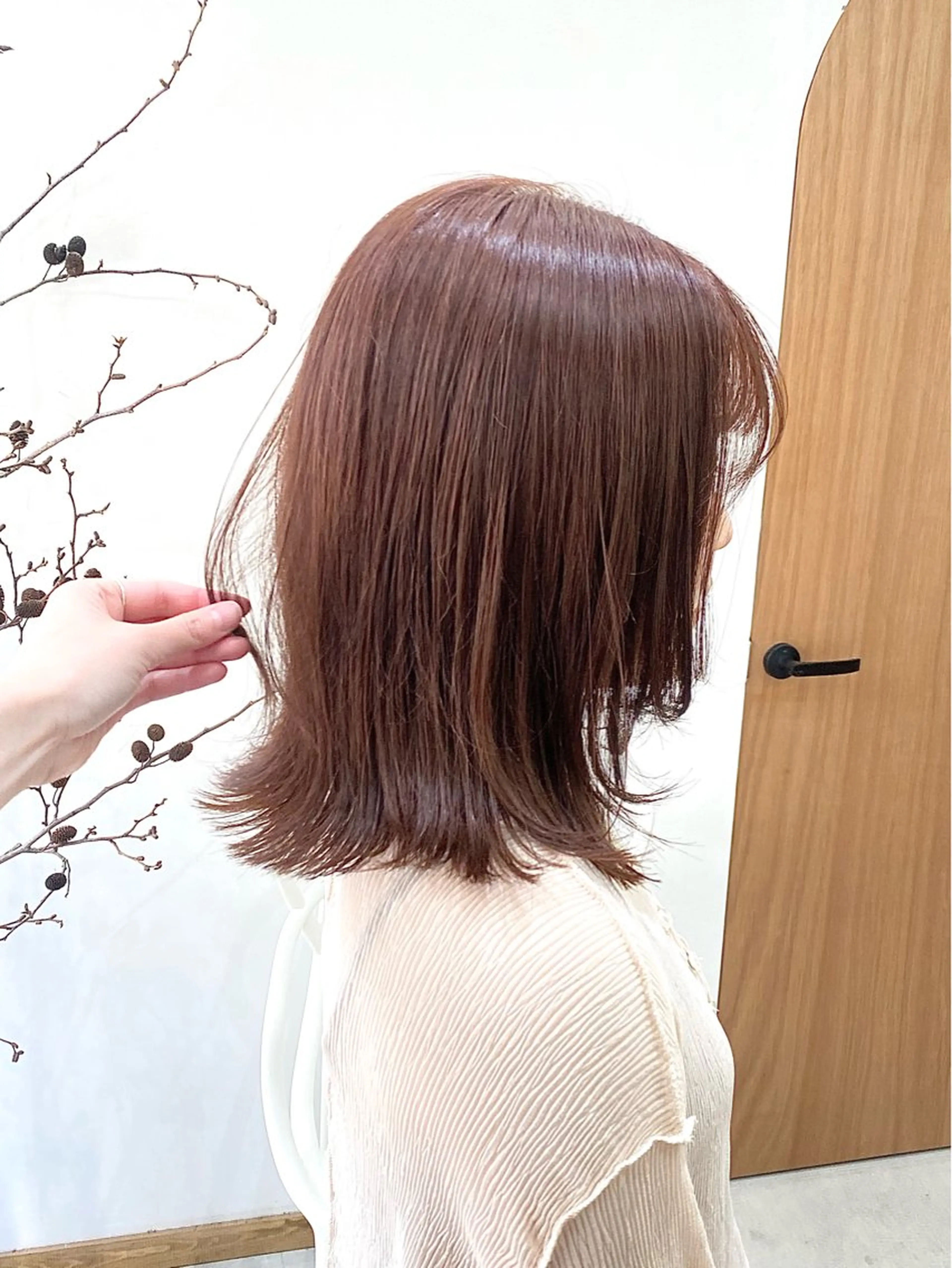 ミディアム カラー ヘアアレンジ ベージュカラー ブリーチ ピンクカラー ピンクベージュ 顔周りカット カット ヘアカラー トリートメント ハル🌸柔色/ ブリーチなし/艶髪のヘアスタイル