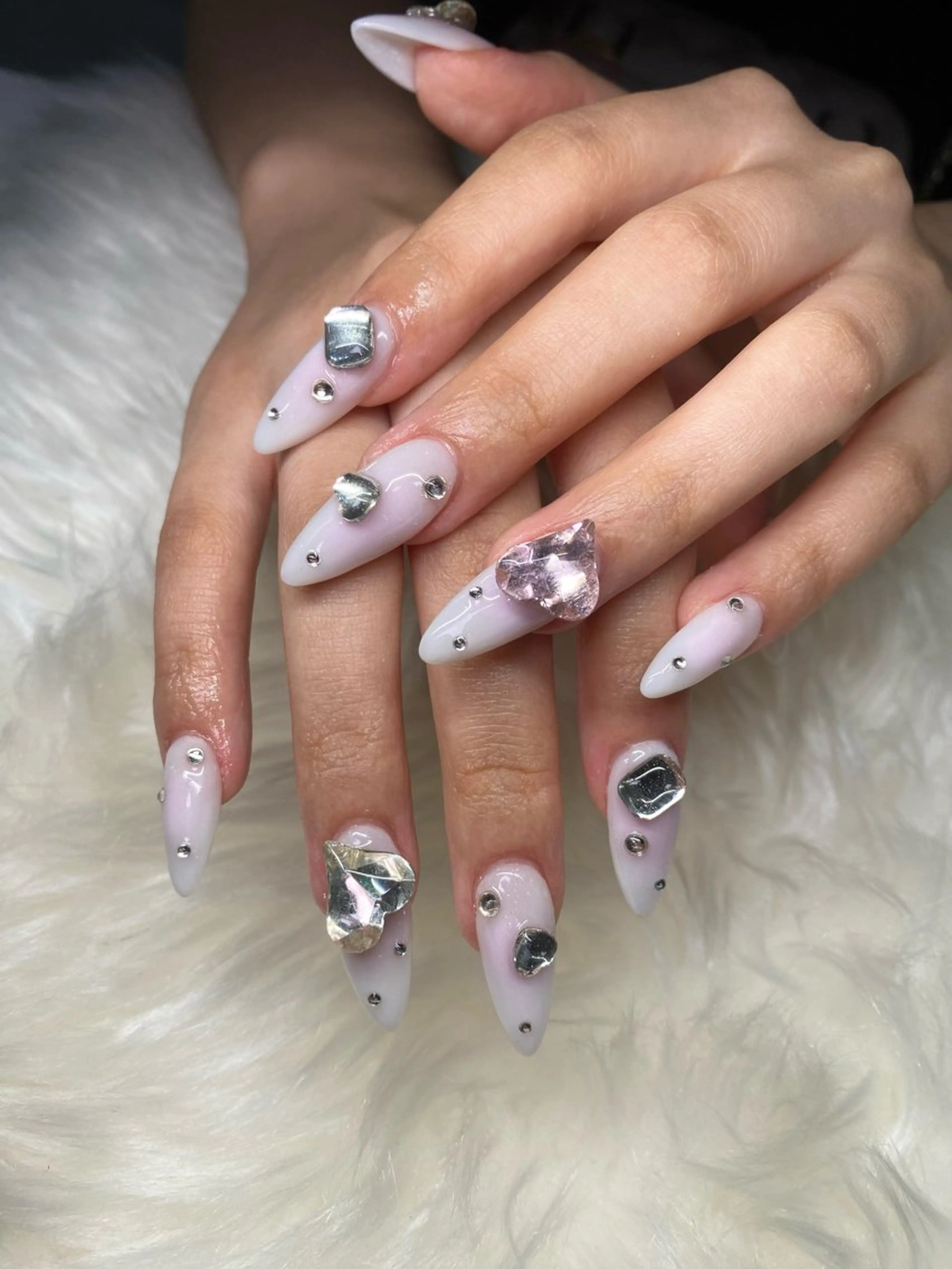 ネイル nes.nail★ AYANOのネイルデザイン