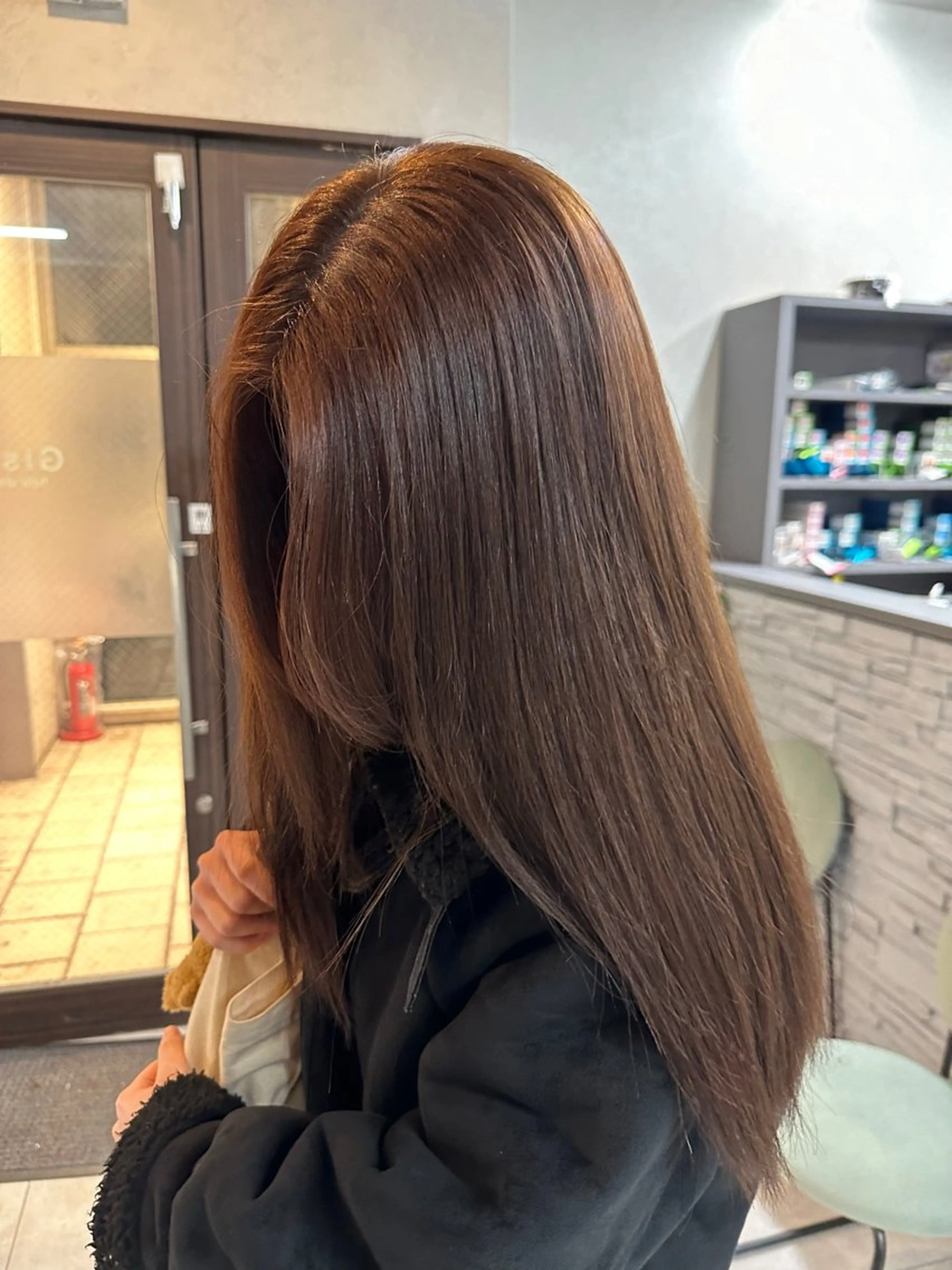 ロング カラー りおん レイヤー/ベージュのヘアスタイル