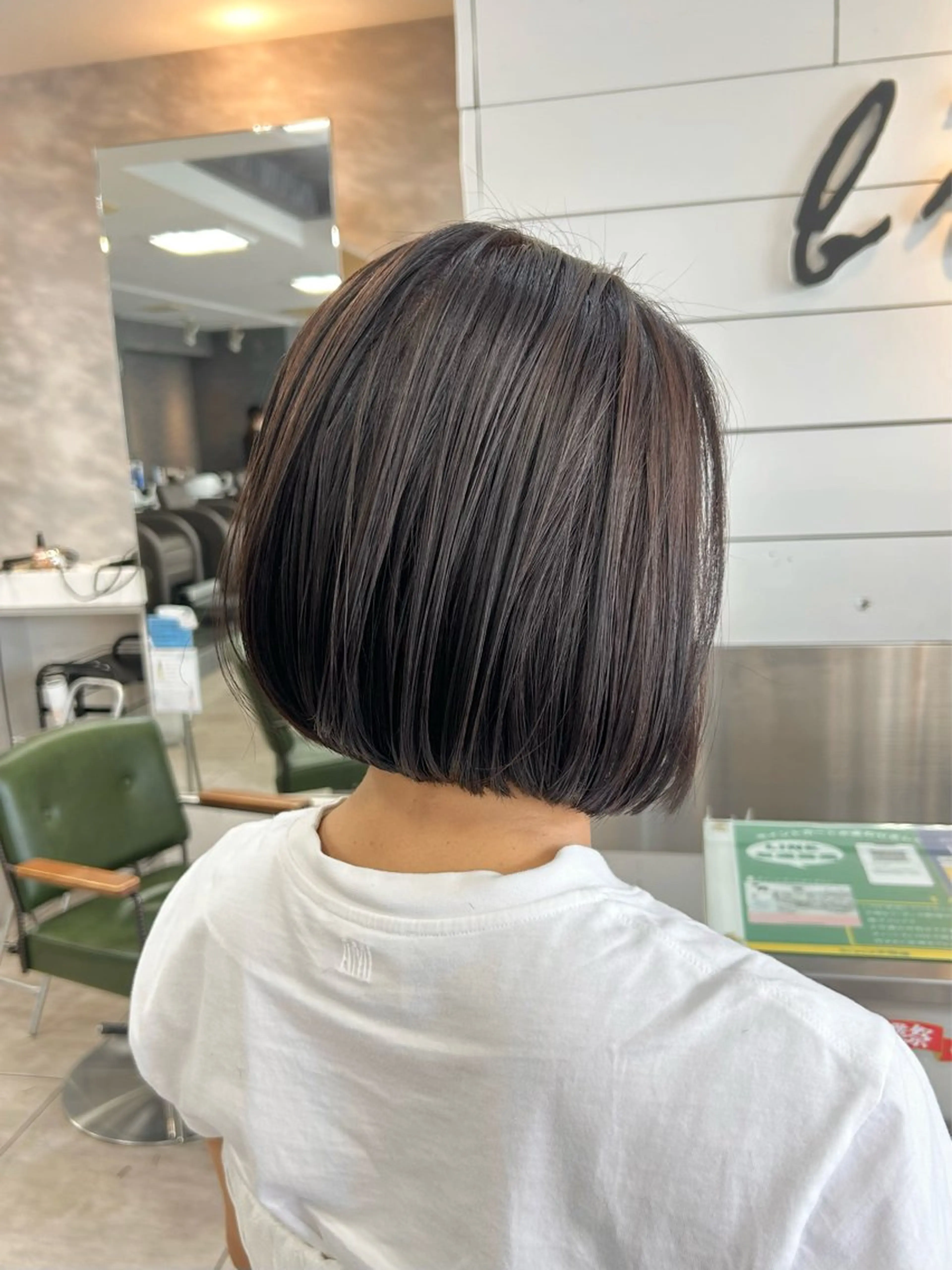 ショート ボブ 🫧艶髪カラー🫧 森本くるみのヘアスタイル