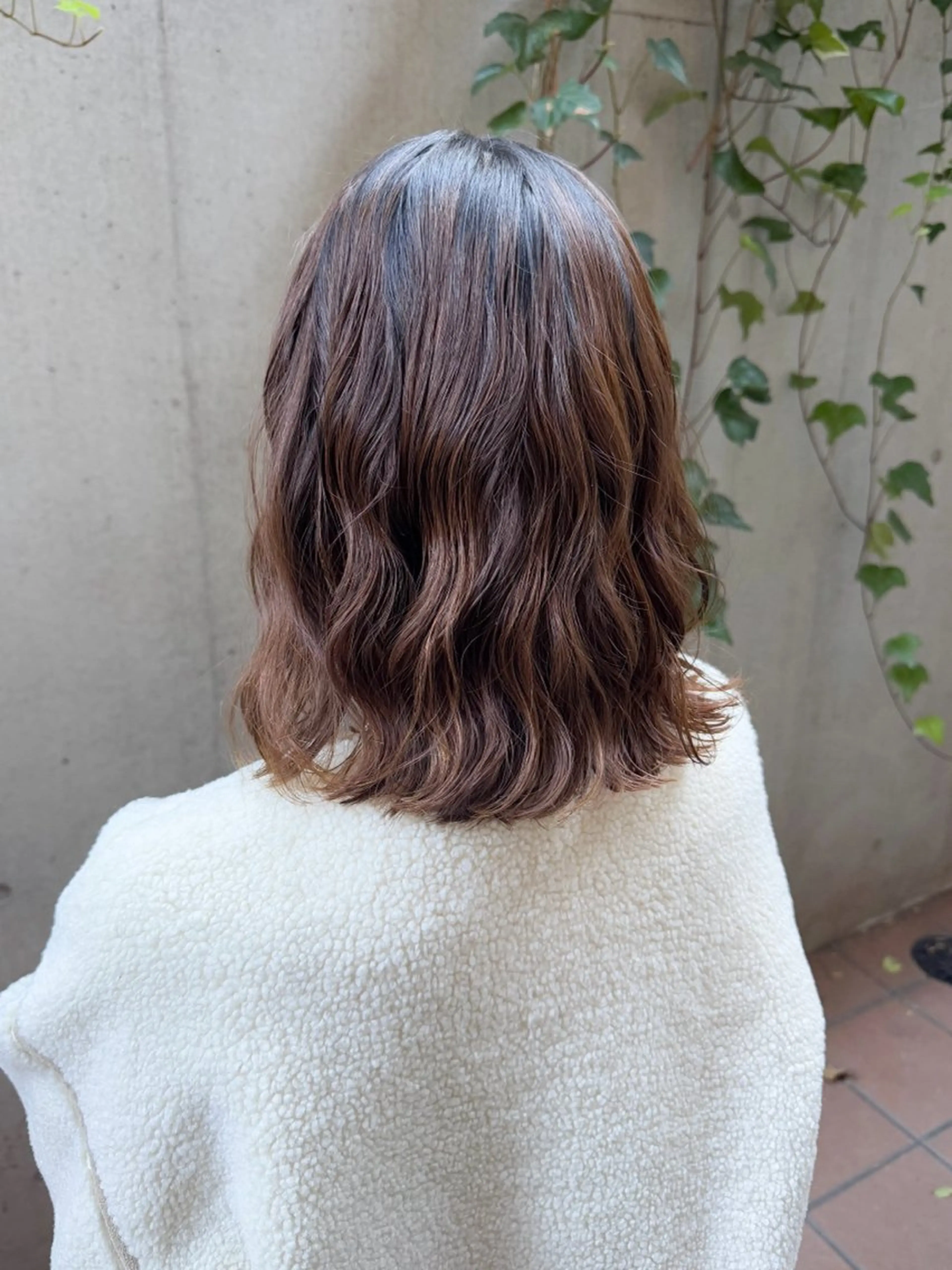 ショート パーマ 伸ばしかけ カット パーマ 大橋 芽衣のヘアスタイル