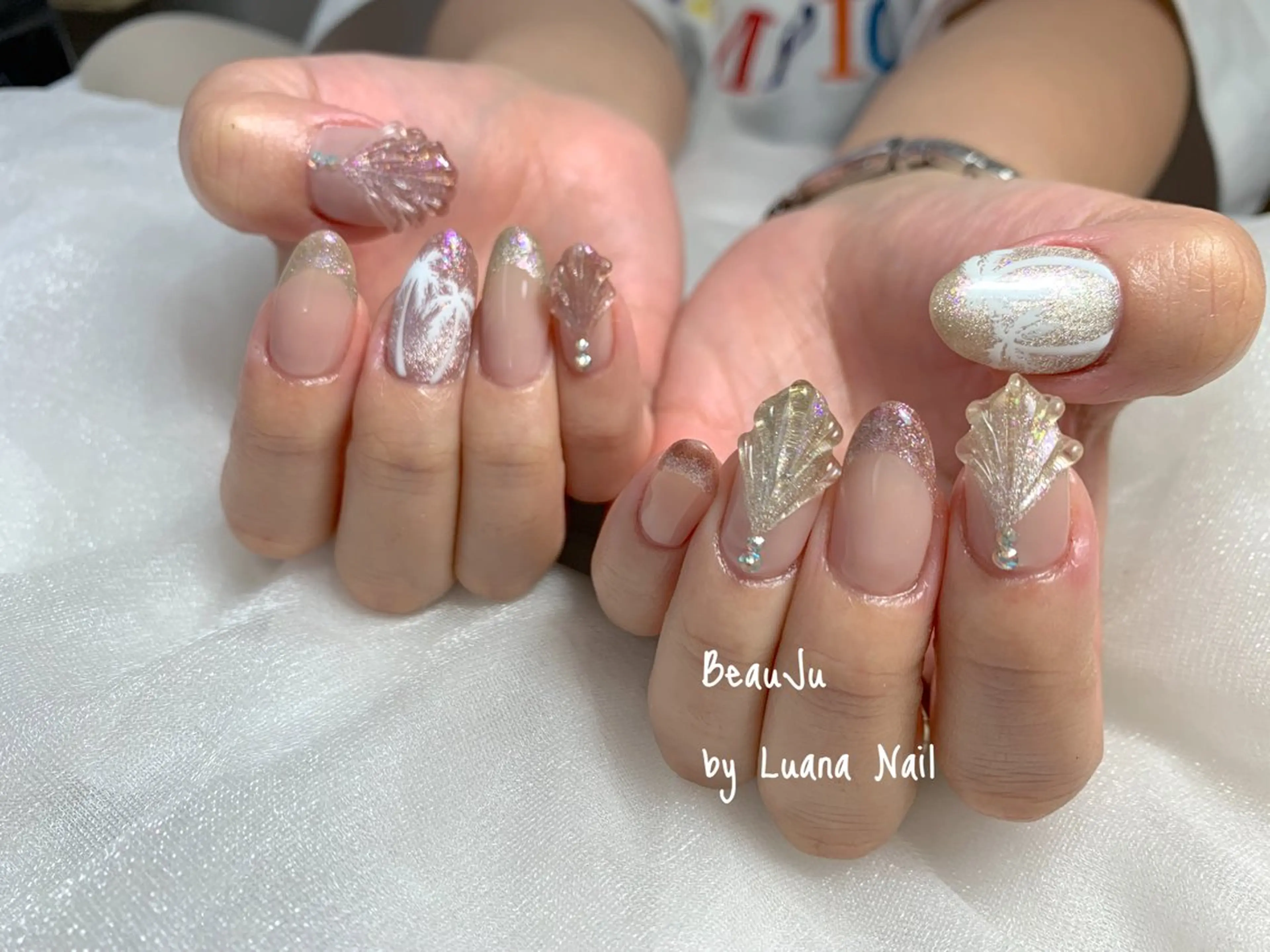 ネイル マグネットネイル ハンドネイル BeauJu by Luana Nailのネイルデザイン