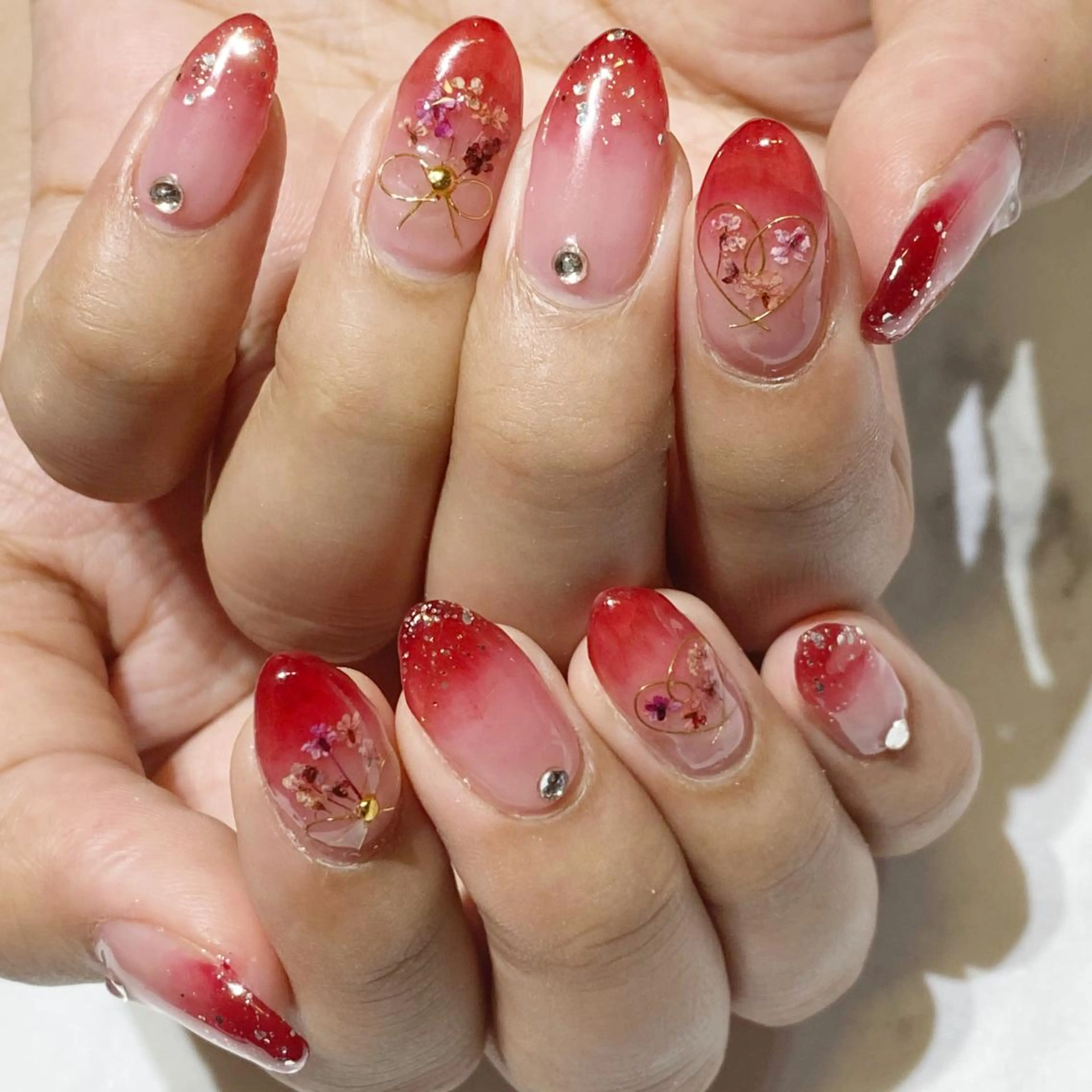 ネイル アートネイル クリアネイル フラワーネイル グラデーション ラメ(グリッター) YUN 💅のネイルデザイン