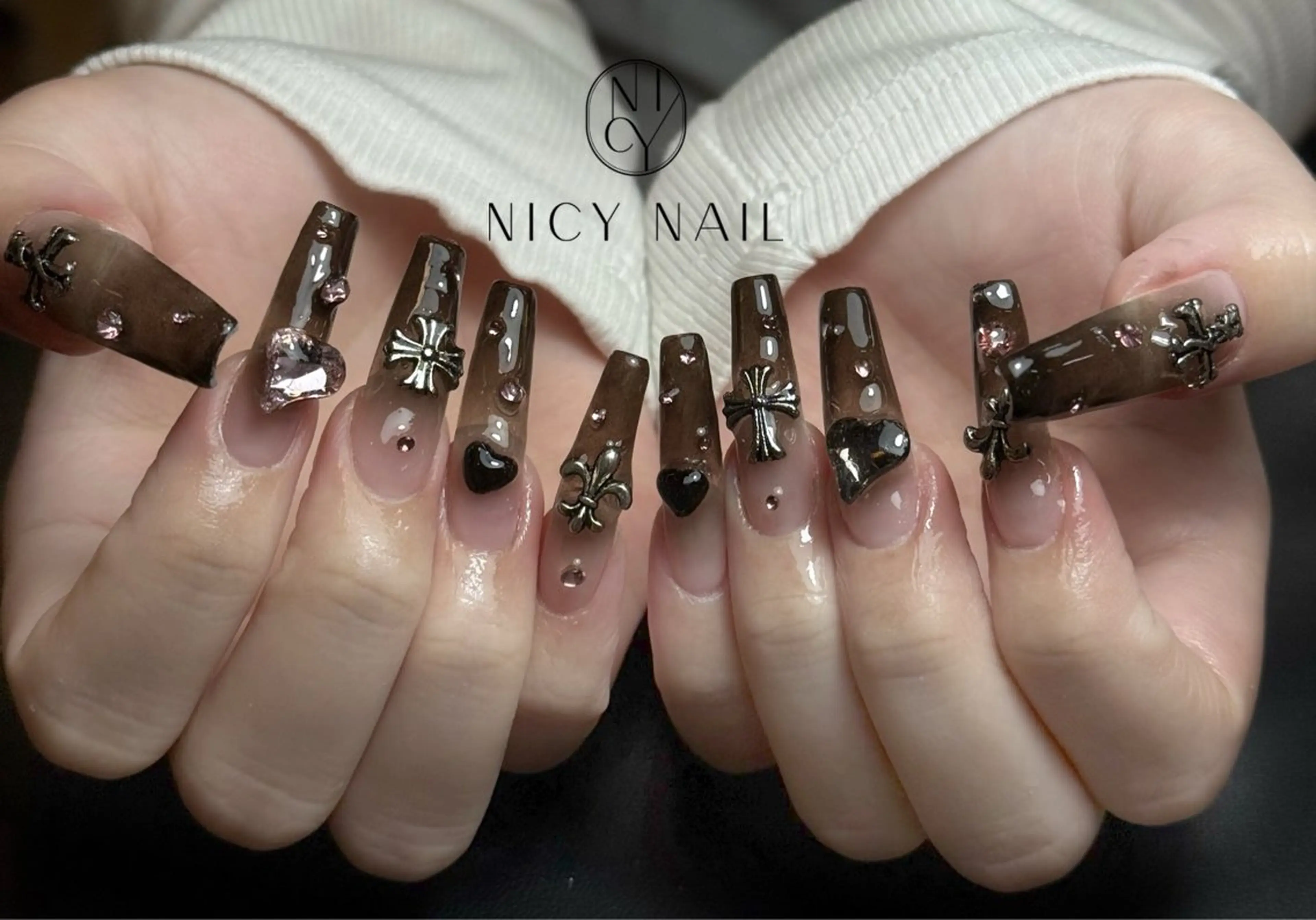 ネイル アートネイル オーロラネイル ブルー チークネイル フットネイル ハンドネイル Anna_ Nicy Nailのネイルデザイン