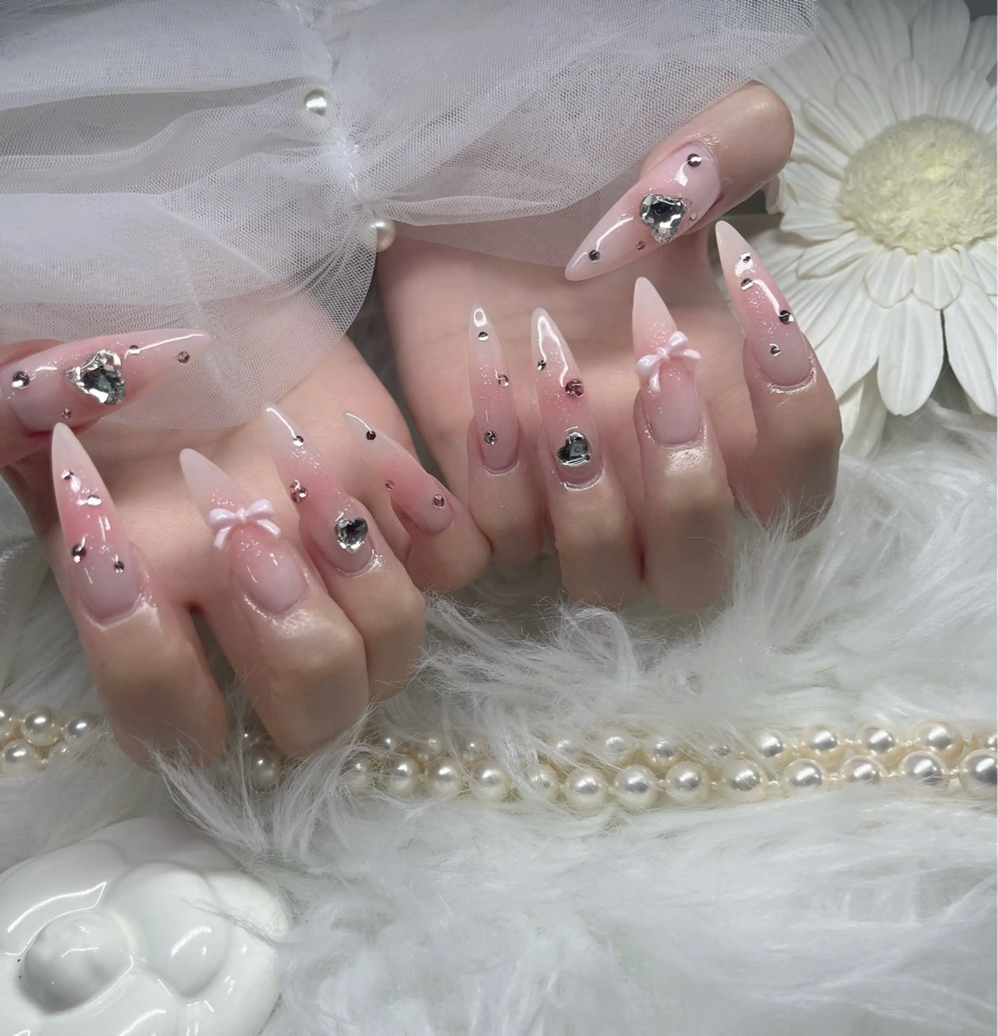 ネイル ハンドネイル YOLO NAILのネイルデザイン
