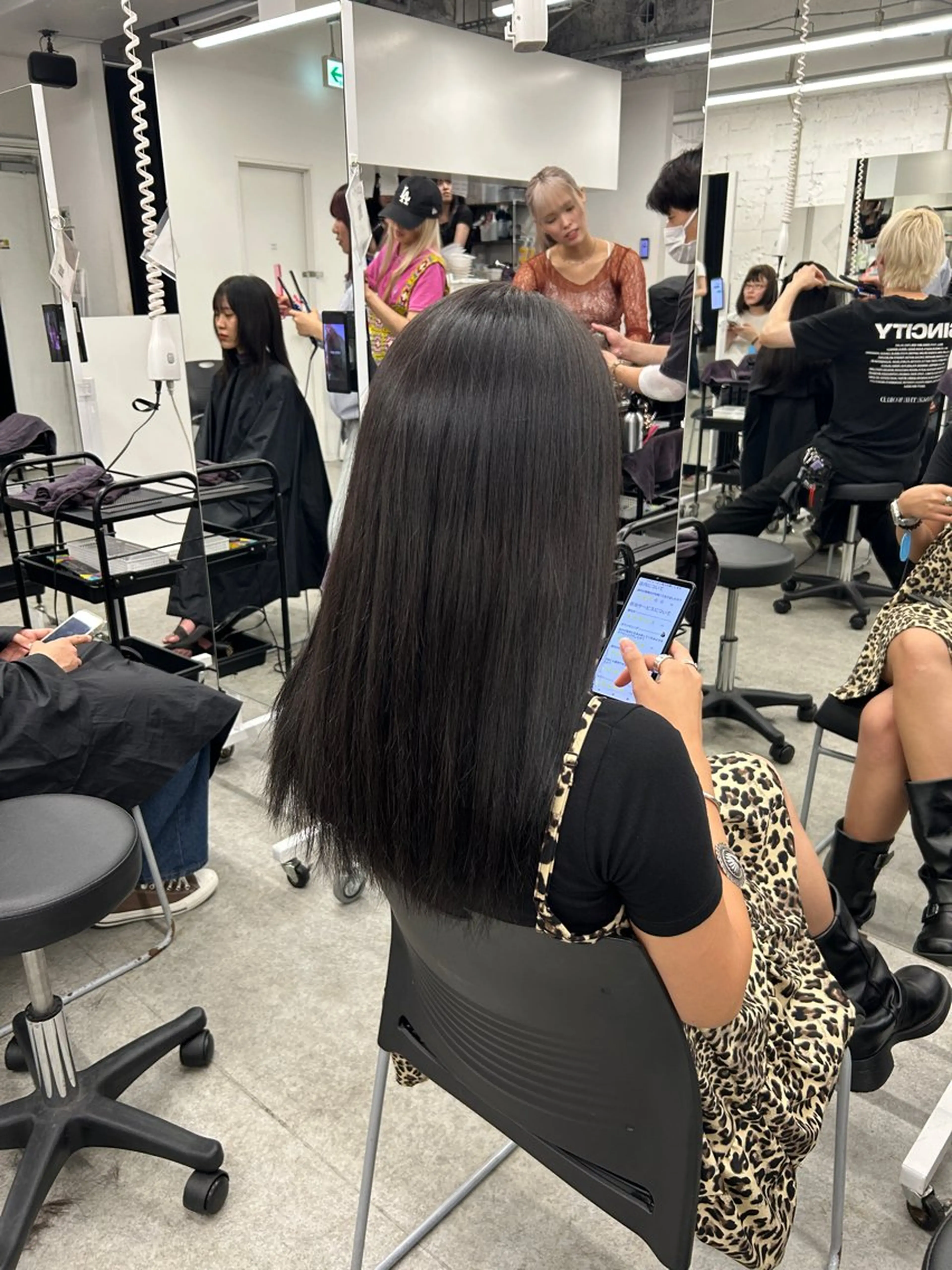 ロング カラー カット ヘアカラー トリートメント モテ艶🪄透明感カラ ー🦋RION🦋のヘアスタイル