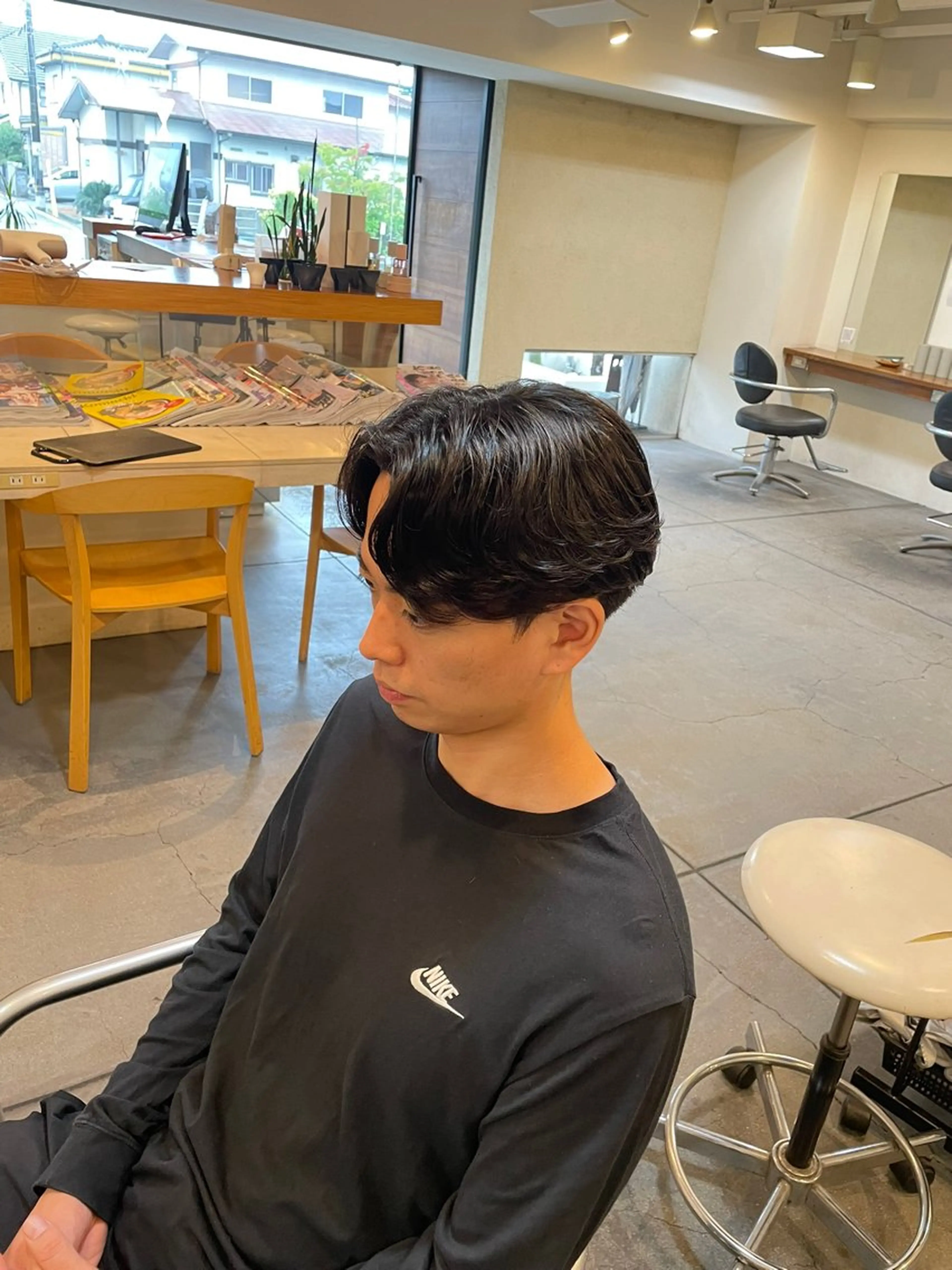 ミディアム メンズ カット 縮毛矯正 トリートメント 村上 楓弥のヘアスタイル