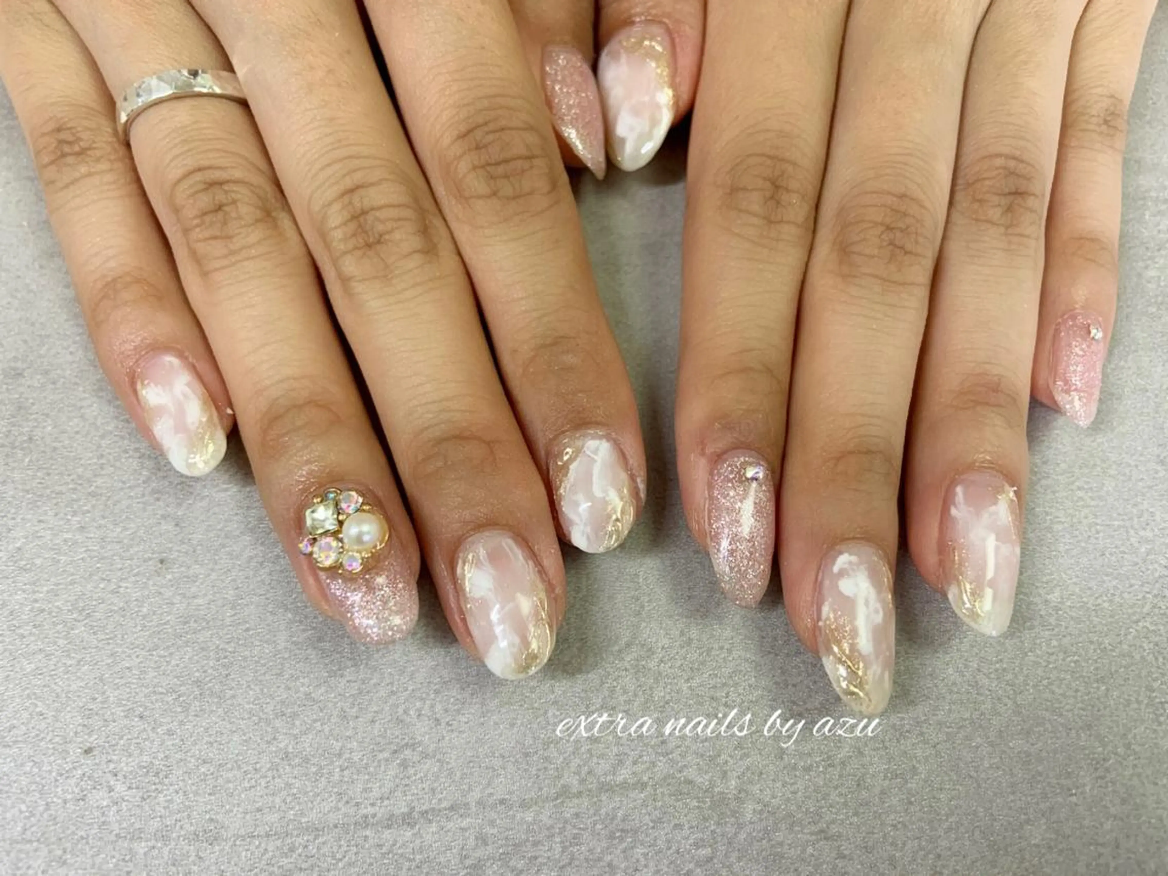 ネイル ストーンネイル ハンドネイル extranails ／lemellaのネイルデザイン