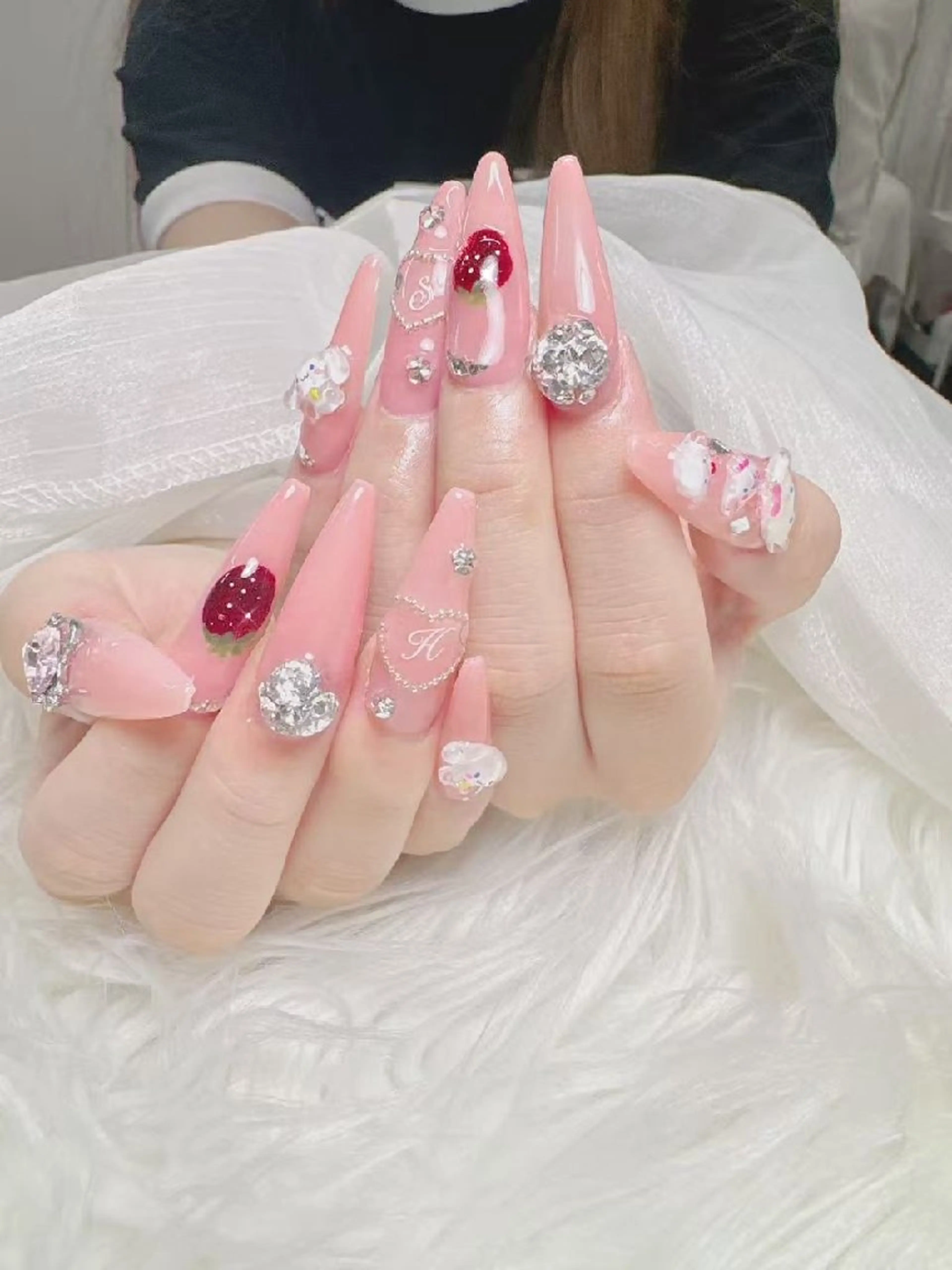 ネイル ENsalon AKIRAのネイルデザイン