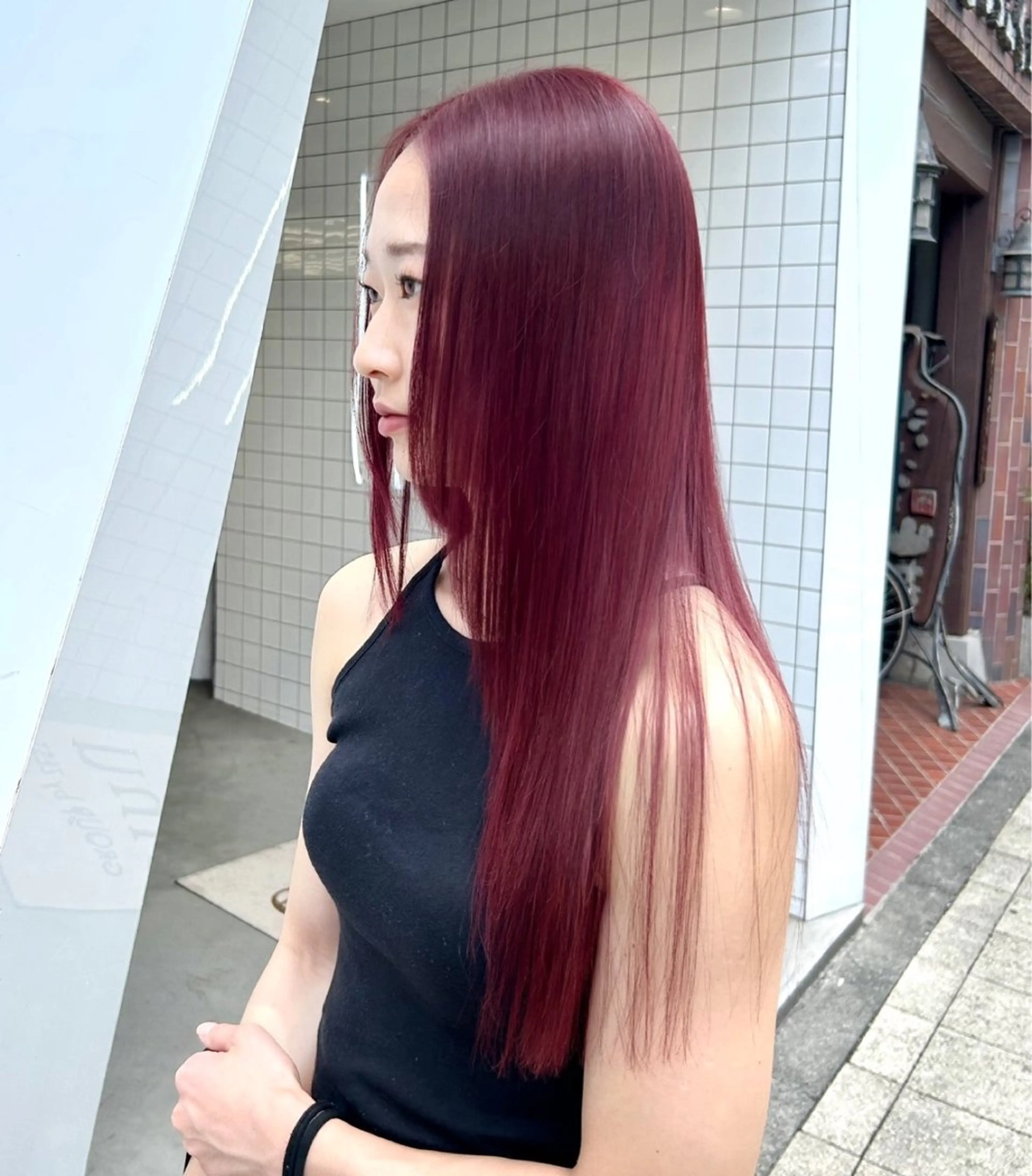 ロング カラー パーマ ヘアアレンジ メンズ レイヤーカット トリートメント mona/ ストレートスタイル✨のヘアスタイル